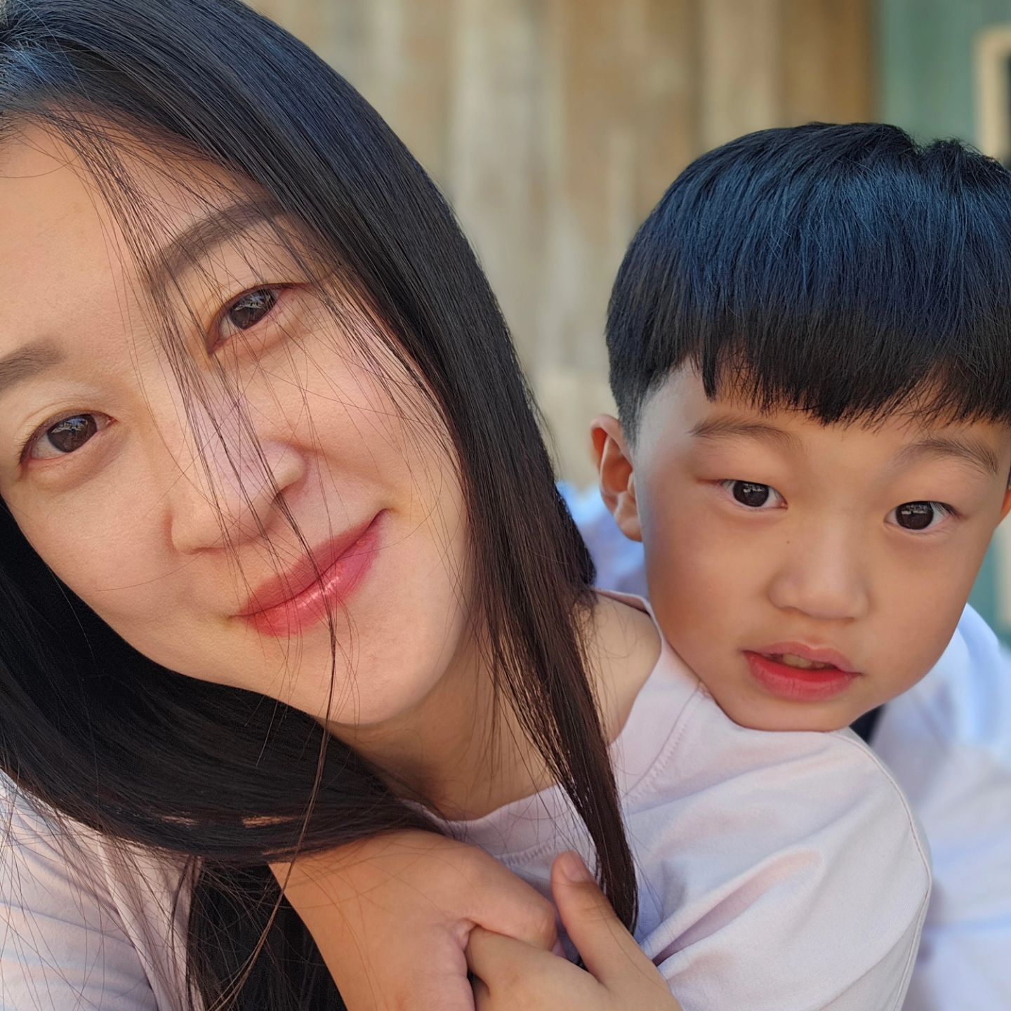 추억 하나 +

학교 다닐 때는 몰랐는데..
나이먹고 와보니,
이보다 힘든 곳이 없다. ㅎㅎ

우린 힘들었지만,
아이들에게는 최고인 이 곳!

#부산롯데월드
#상익회가족여행