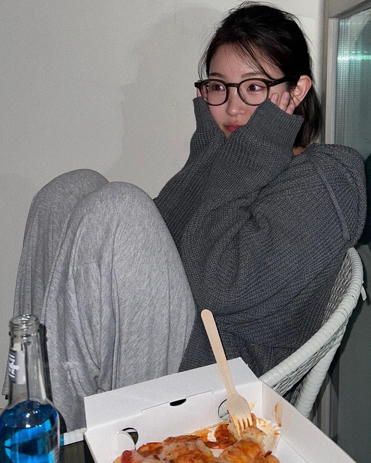 .
테라스에서 노래틀고 제일 좋아하는 광안대교 뷰 보면서 맛있는 거 먹기 행복그자체🦅🦅🦅