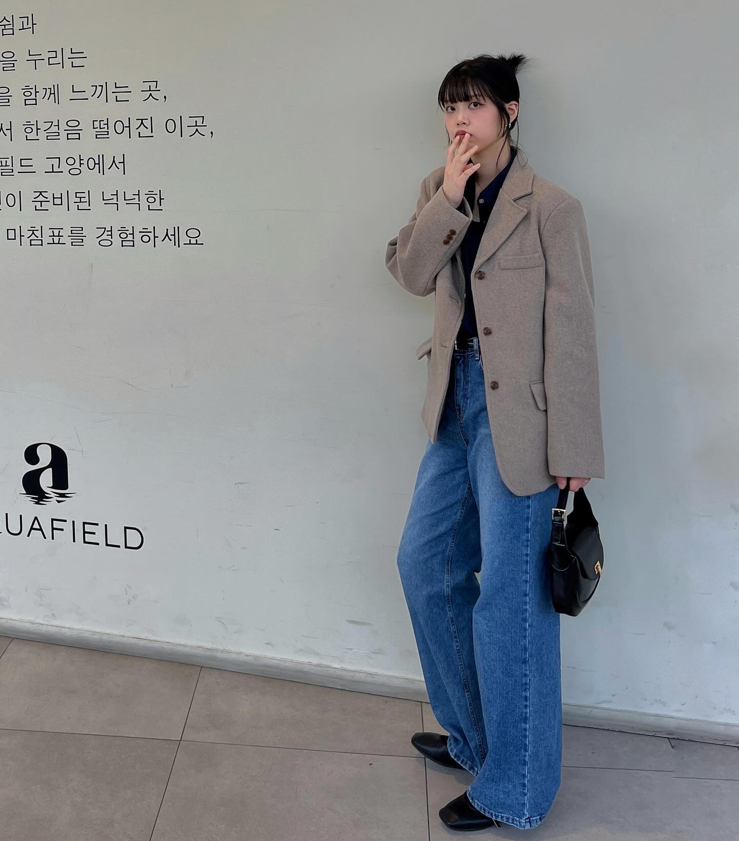 1. 스타필드에서 처음으로 체력 안떨어진 날
2. 파묘보면서 영화의 반은 눈 가리고 봤다 〰️〰️
무서버무서버
3. 연휴 즐기고 출근할랑께 힘들어서 눈에 보이는거 입고가기