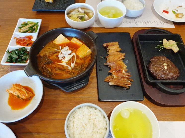 판교 현대백화점 맛집 고급 한정식 봉우리