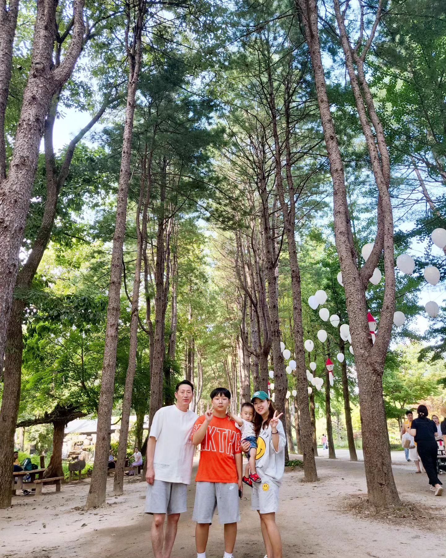 #지난피드 

3박4일 춘천여행ㅡ

in.남이섬

#가족여행 #이런게행복이지 
#힘들고즐거운여행 #😄