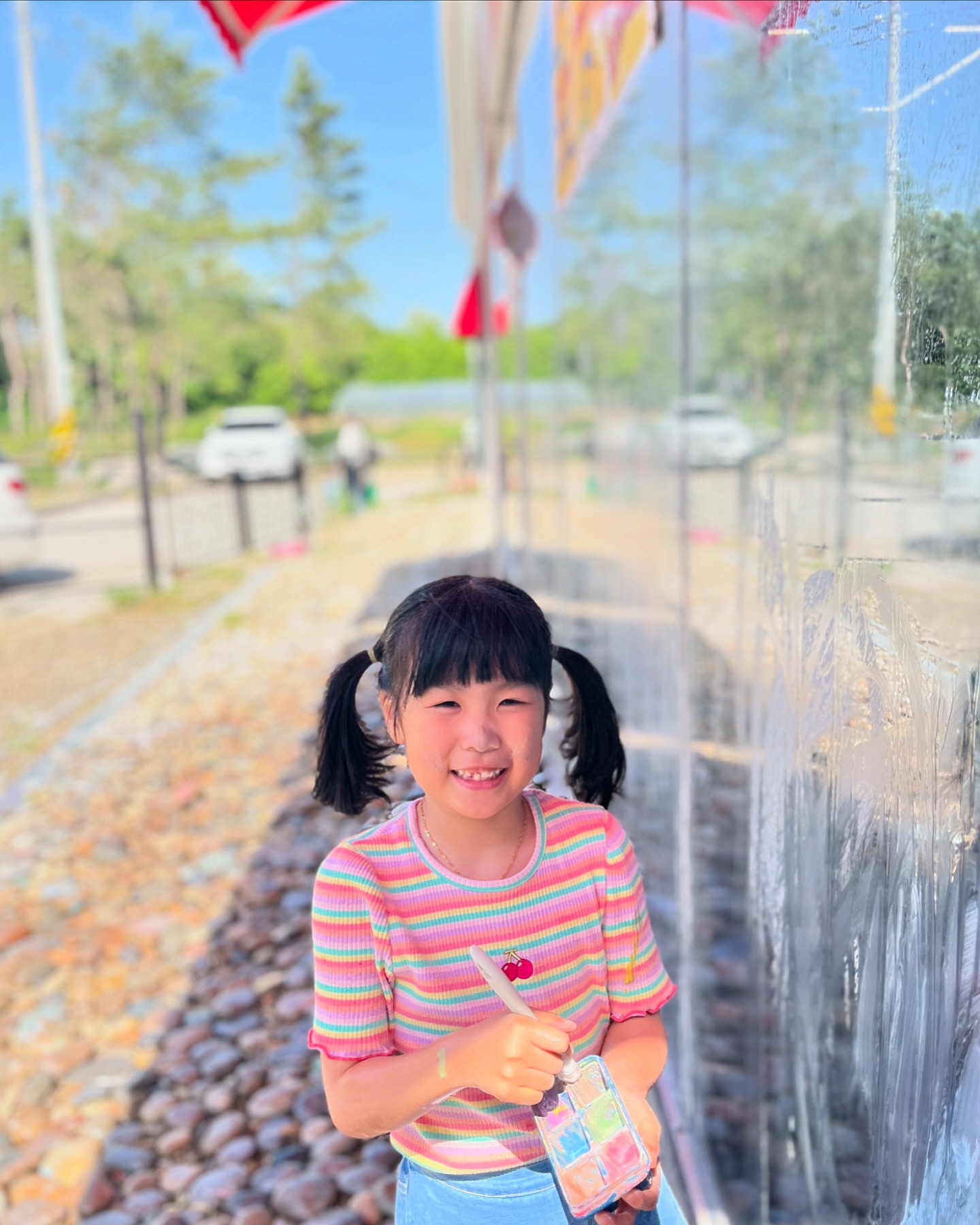 당직끝나고 피곤한 주말에도 가족과 함께하는 우리집 세대주 😊 나윤이 데리고 계속 뛰댕기는 덕에 나윤이는 해피 나는 커피마시면서 쉼 🤭 더 더워지기전에 많이 돌아다녀야지 생각했는데, 이미 너무 덥다 🥹︎⠀⠀⠀⠀⠀
⠀
⠀⠀⠀⠀⠀⠀
#주말일상
#초딩맘︎⠀⠀⠀⠀⠀
⠀
⠀⠀⠀⠀⠀⠀