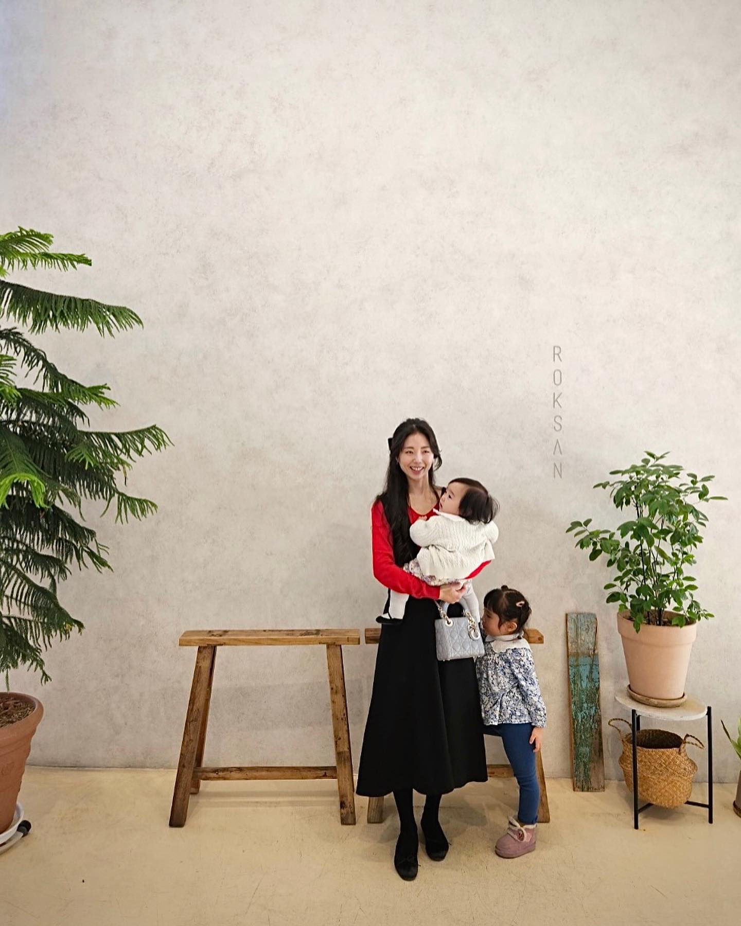 -
갈수록 나를 닮아가는 하율과 성격만큼은 엄마 그잡채인 채율.
이게 사랑이구나 느끼게 해주는 두딸과 함께여서 참 행복하다 🤍