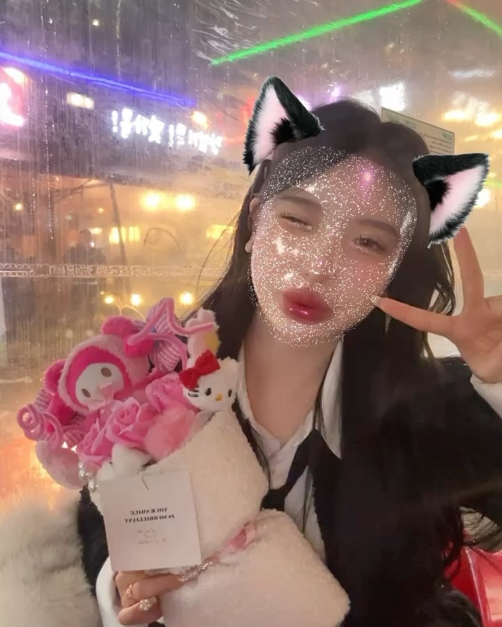 미리하는 첫 번째 생일파티 🎂
마멜 꽃다발부터 케이쿠까지 넘나 내 취향 ,,
내사랑들 곰아오 살앙애 축하해 🩷🩷