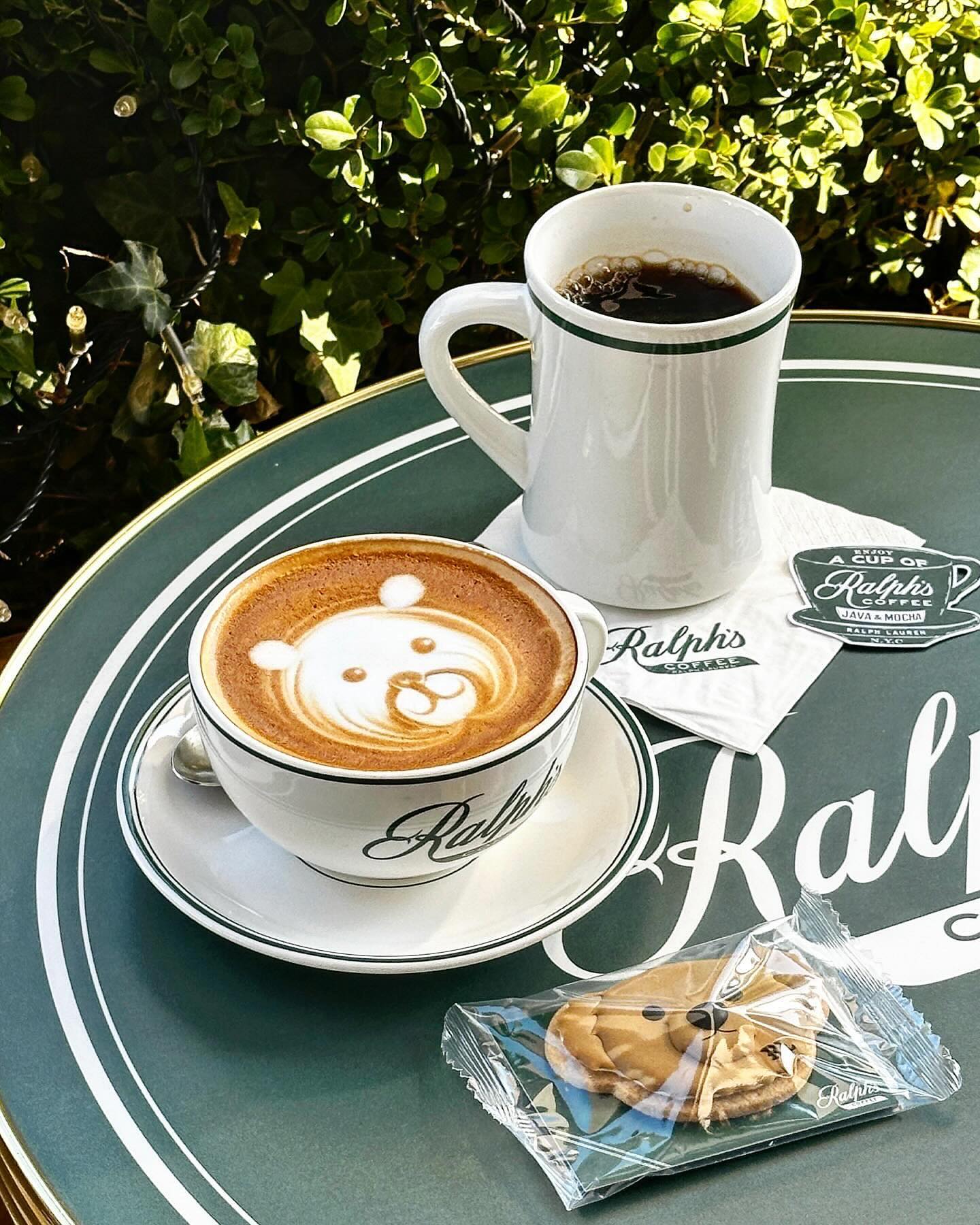#ralphscoffee #ralphscafe 

야외에서 먹던 커피,, 좋았는데,,!
곰돌이 라떼아트 넘 귀여웠찌,, 🐻
커피는 맛있었지만, 서비스는 별로였던,,ㅎ

그래도 날씨 하난 죽이네,,, 하,,,,,, 기분전환하구싶당 ☁️

#ラルフズコーヒー #hisayaodoripark #나고야카페 #nogoya #nogoyacafe #hisayacafe #야바톤