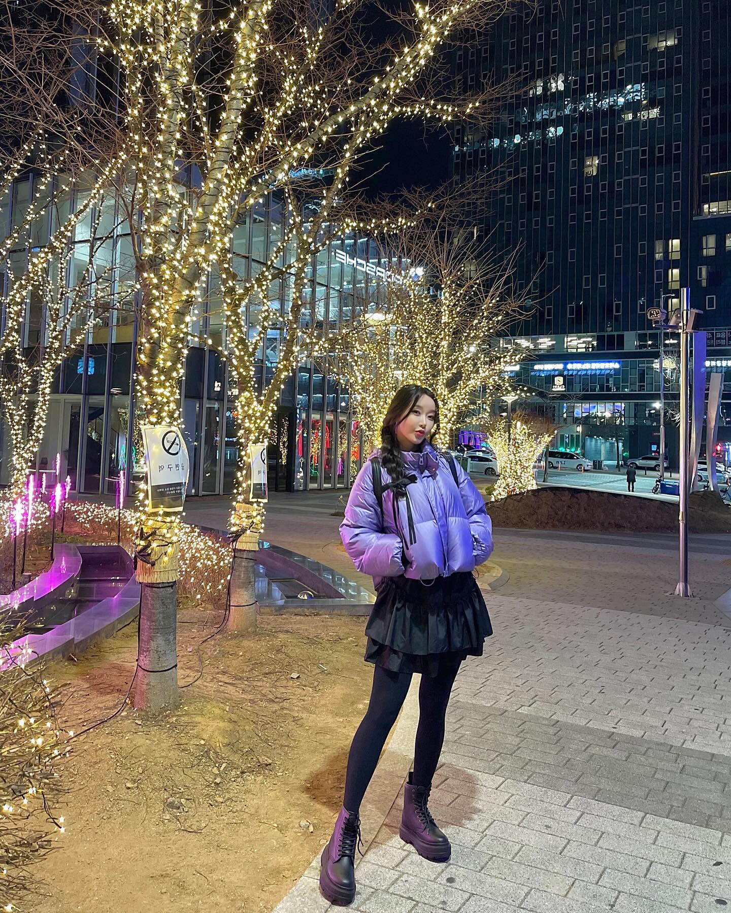 요즘 코디하기 딱 좋은 포즈간츠 워커! 
한소희 착용 제품이야 
신발 입구에 고리가 있어서 신구 벗기두 편하당💜

poseganch  #협찬 #포즈간츠 #poseganch #포즈간츠미츠 #부츠 #패션 #포즈간츠부츠 #미츠 #워커부츠 #워커
