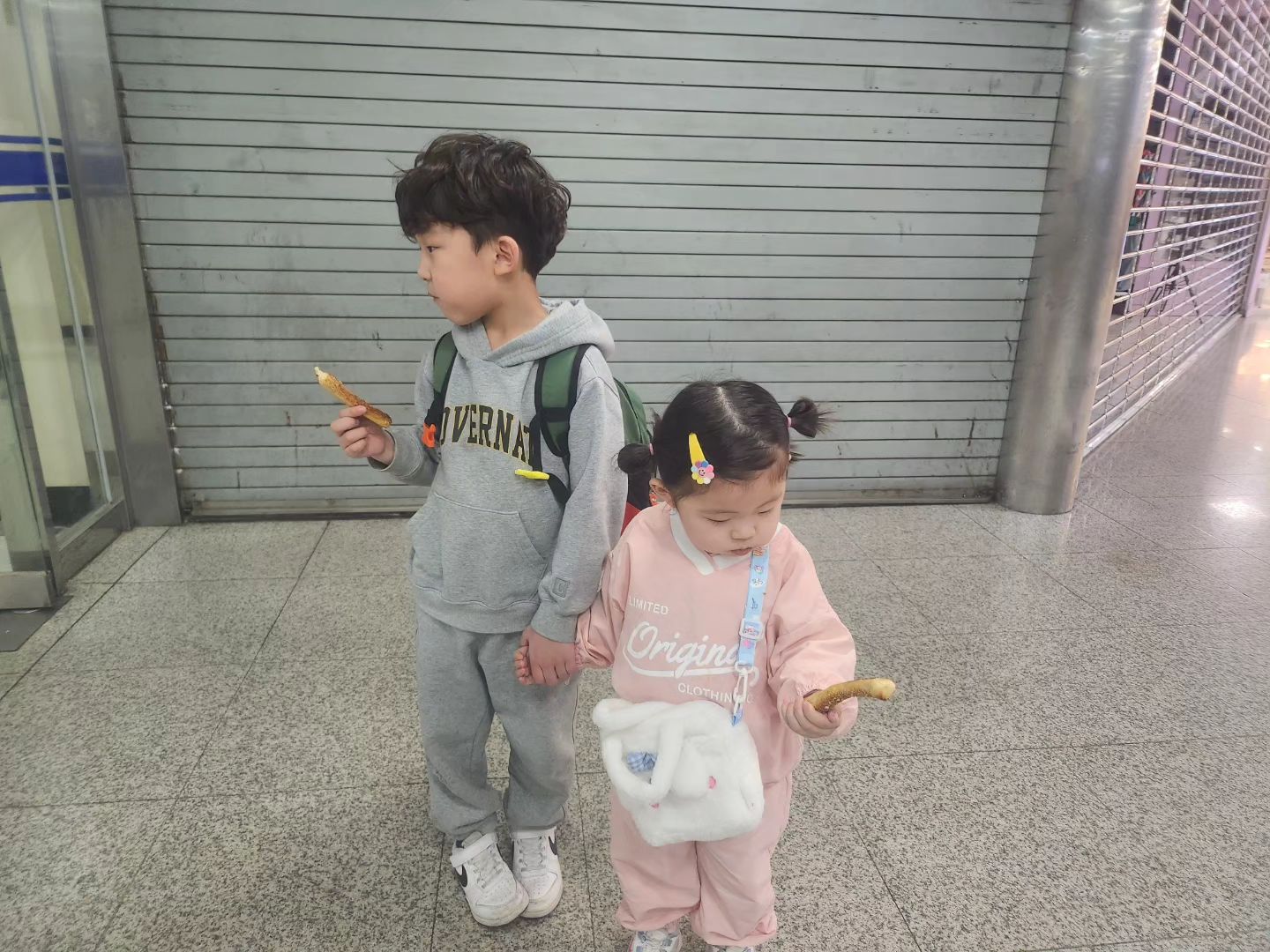 #사진찍기너무힘들다 #말썽꾸러기들 #🌸