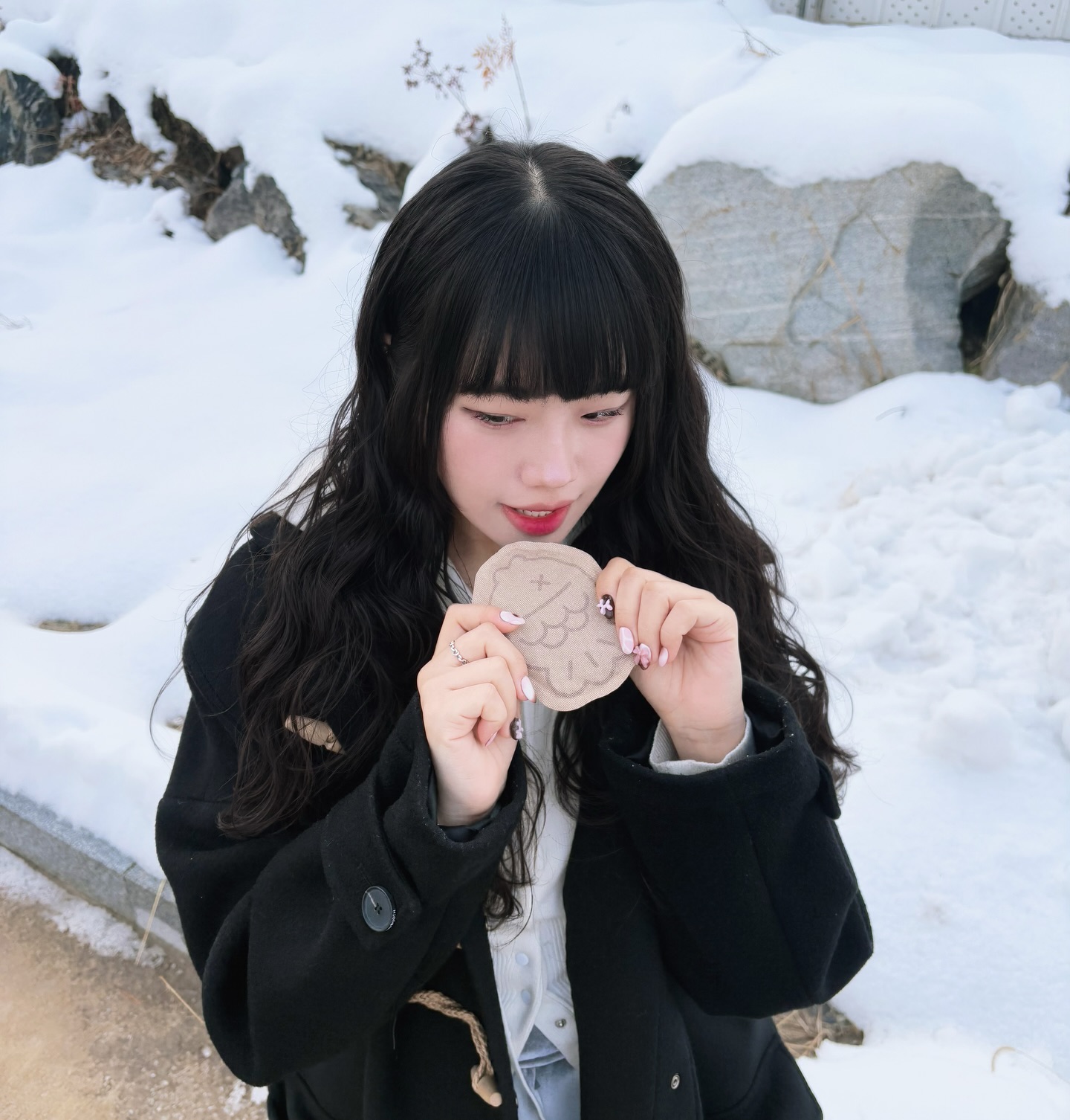 #ad 붕어빵 핫팩 짱기욥지? 
귀여운데➕오래써도 따뜻하고➕탄탄해서 해지거나 더러워지지도 않는 완젼 꿀템... 
다들 이번주도 팟팅✨
-
-
-
-
-
#핫팩 #핫팩추천 #겨울코디 #겨울패션템 #부이핫팩
#광고모델 #패션코디 #광고문의 
#koreanmodel #koreanfashion #booie