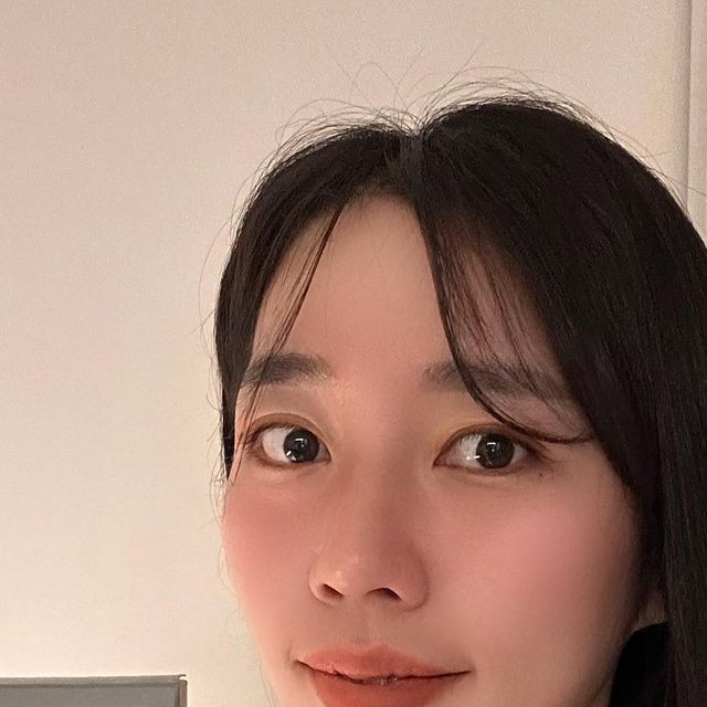 뷰티 패션 블로거 채민지 on Instagram: "#제품제공 #제트티유 @ztu.official 건성중에 악건성인데 환절기되니 더 건조해진 요즘 ㅠㅠ 건조한 날씨에 수분 집중관리를 위해 사용해 본 #제트티유마스