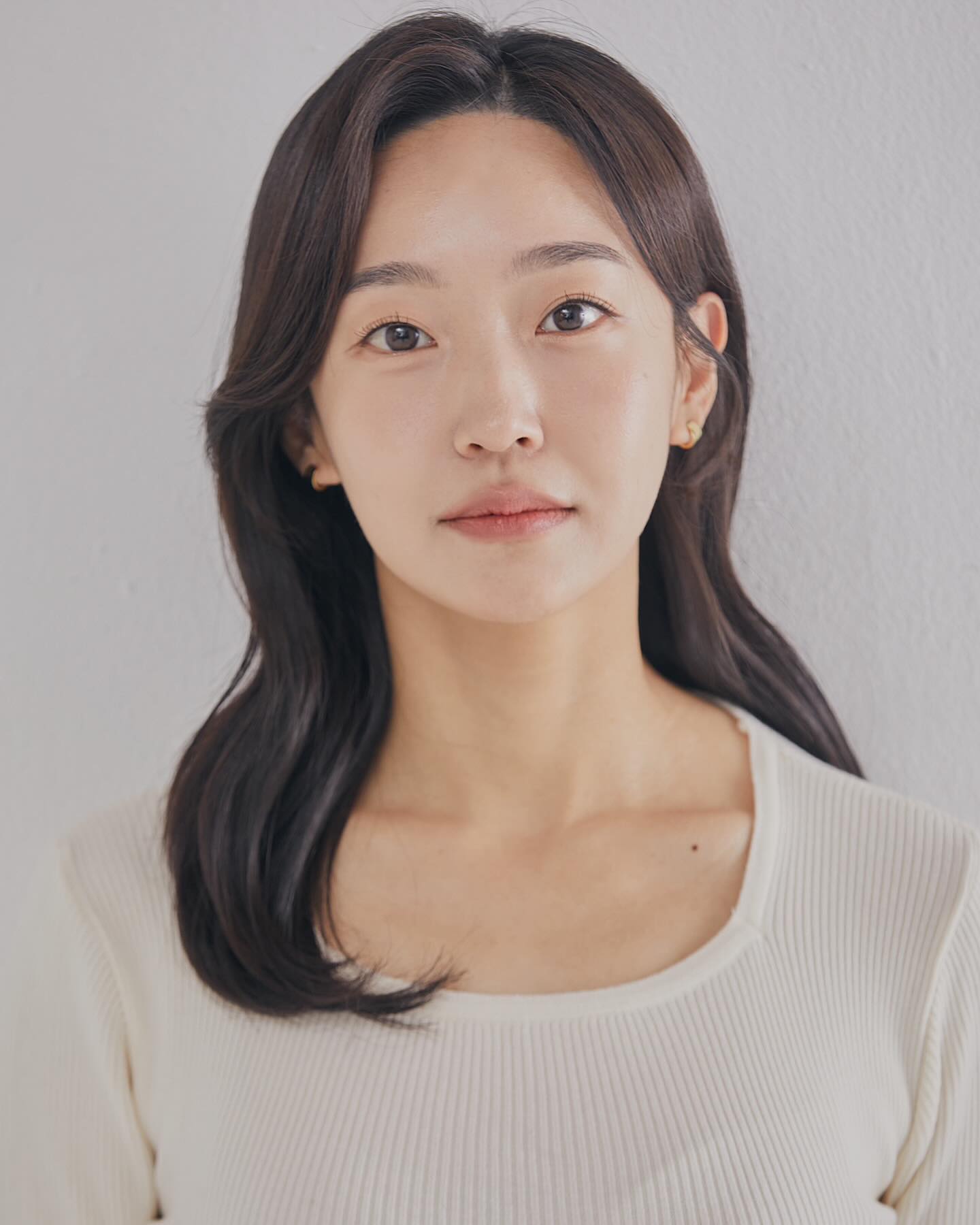 새로운 #배우프로필사진 🤍
31세 마지막 기록 📝 2장만 골라주세요 💛

#비비드스튜디오 #프로필사진 #프로필스튜디오