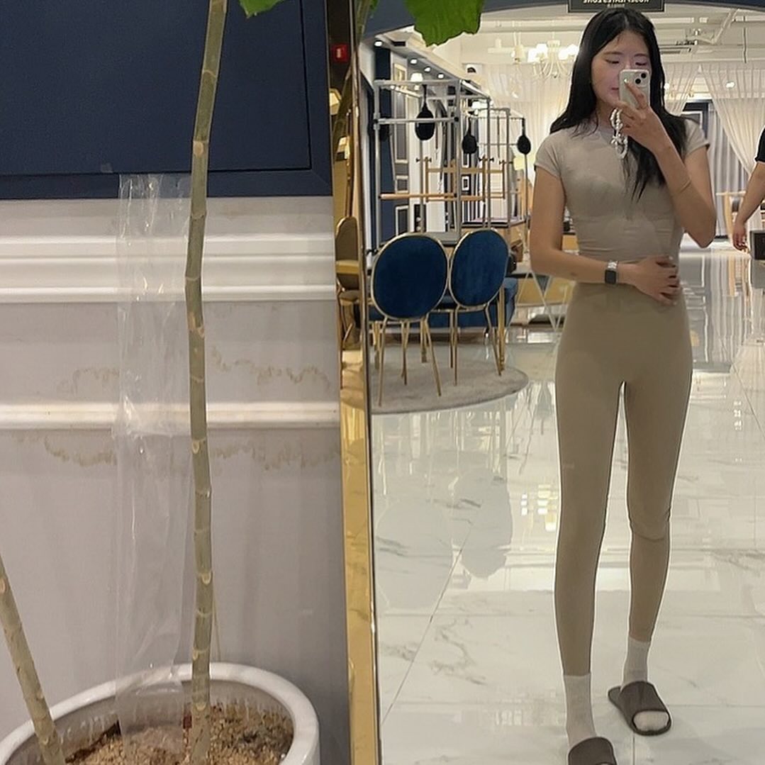 몸이 안 좋아서 운동도 못하고 고민하다가 두산동 헬스장 두산동 PT로 소문난 로즈컨스타 필라테스 다녀왔어요 시설이 너무 좋아서 감탄 그리고 헬스기구도 원판 옮길 필요 없이 편하게 운동 할 수 있고 운동 기록도 자동으로 남겨 지는 신세계 까지 얼른 무릎 나아서 빨리 다시 #헬짱 되고 싶다.  컨디셔닝 저 신체 진단까지 받을 수 있어서 진짜 대박적 #❤️