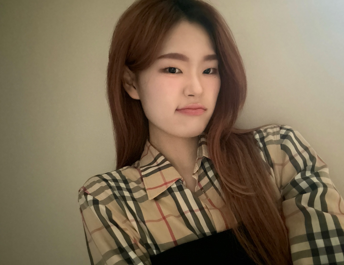 #광고 @standarderror_official <제품> [스텐다드에러 87-STNA007 [비건 스웨이드] 파이핑 카라 바시티 스웨이드 자켓 ㄴ POLY 100% ㄴ 보통 스웨이드 질감보다 소프트한 터치감으로 느낄 수 있는 편안한 착용감 ㄴ… | Instagram