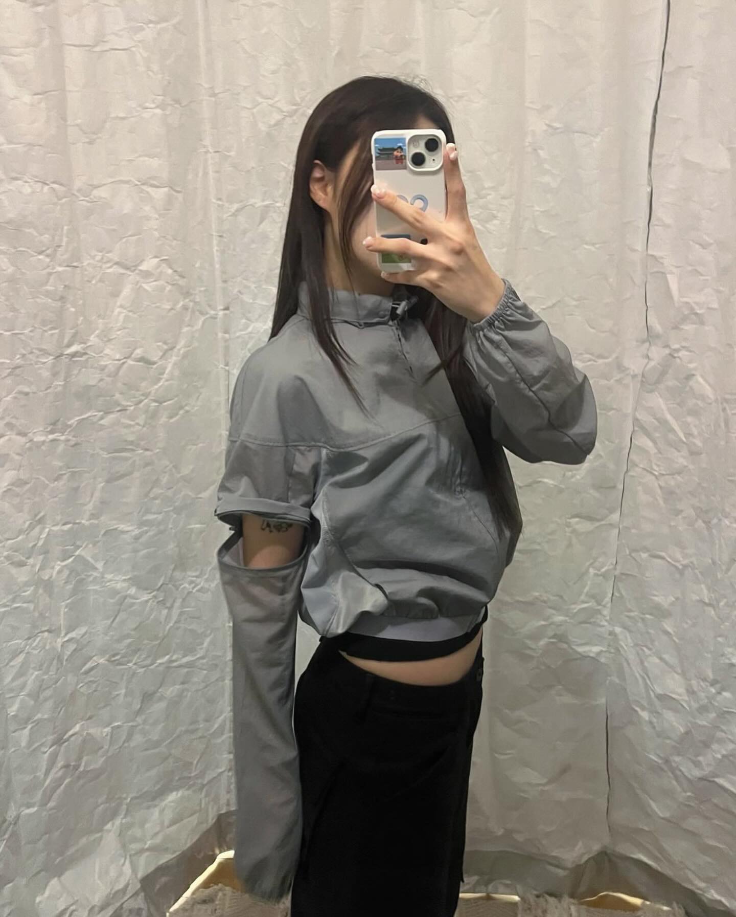 성수동 사람 너무 많아욥😅

ee_etiquettevide 팝업은 내일까지 진행한대욥🟢🫛
바지 핏 아른거린다면서,,

timeaftertime.kr의 분홍구름은 한달간 맛볼 수 있다는데 딸기케이크 좋아하시면,, 꼭 드셔보시길 대추천🍓🍰