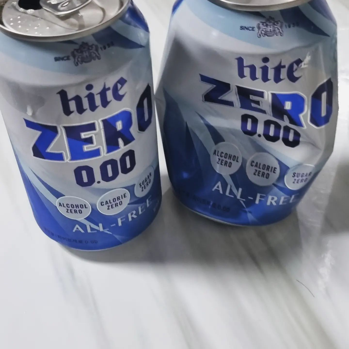 크리스마스 🎄 이브엔
무알콜. 🍺 파튀

마셔라 부어라 🥳🥳
.
.
.
#무알콜맥주 #제로알콜
