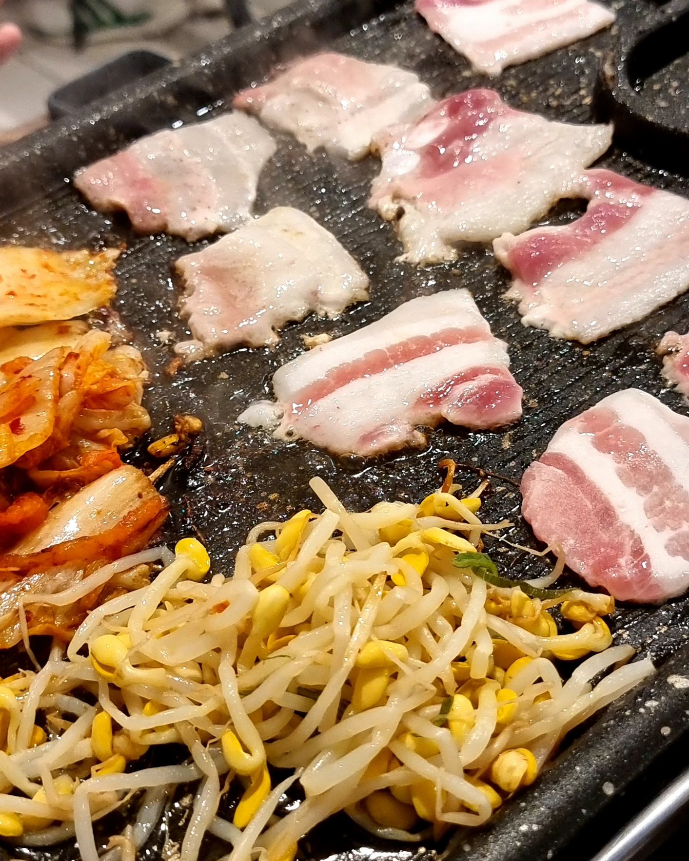 2023.10.19 늦어서 부랴부랴 정신없어서 사진이..ㅋㅋ 우랑 오랜만에 밥 먹는데 늦어서 미아냉🙏 #일산 #대화동 #대화냉삼 #냉삼 #냉면 #꼬치가 #먹태구이 #은행꼬치 #먹방 #먹스타그램 #술스타그램