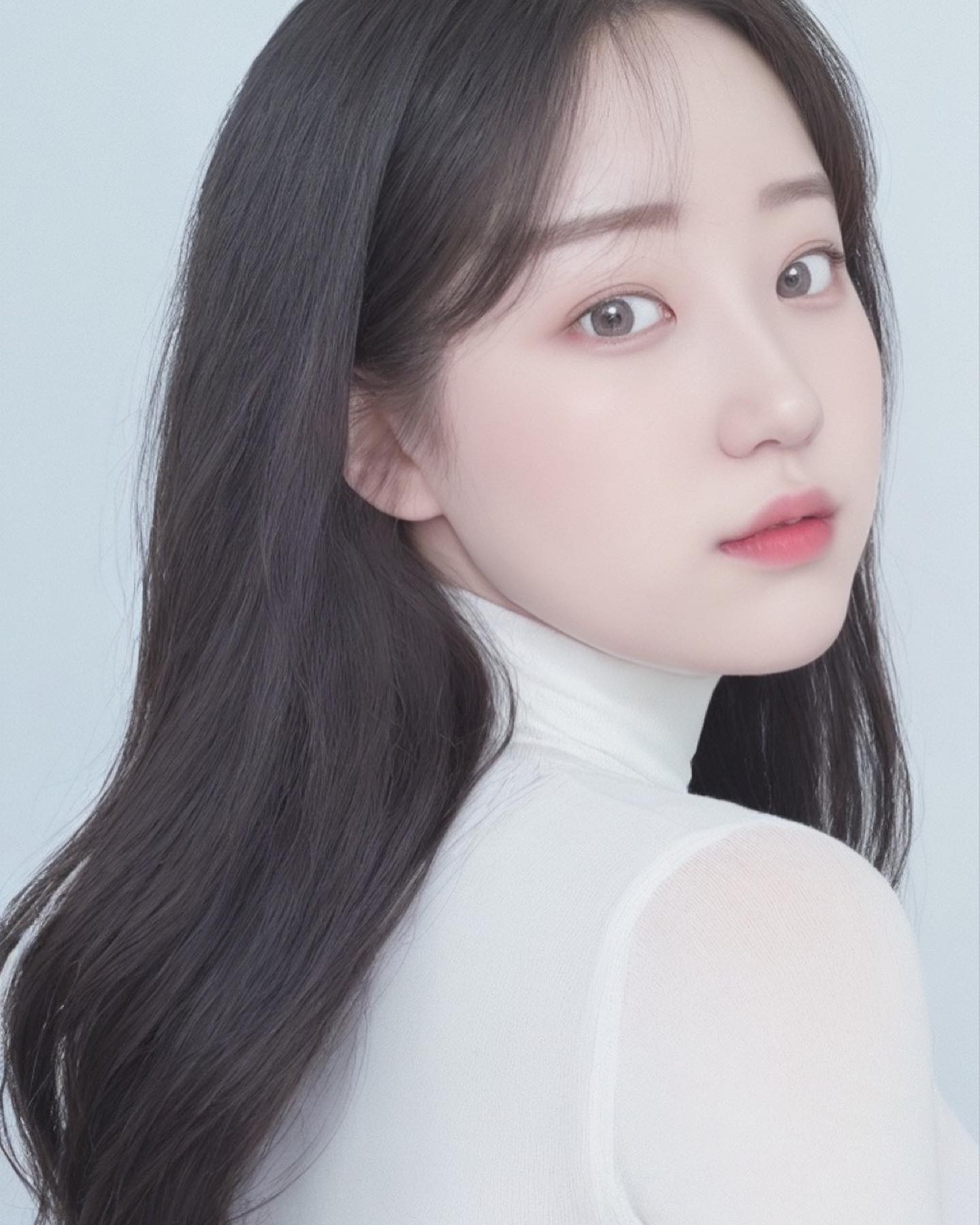 아니 누구냐구 ..😅