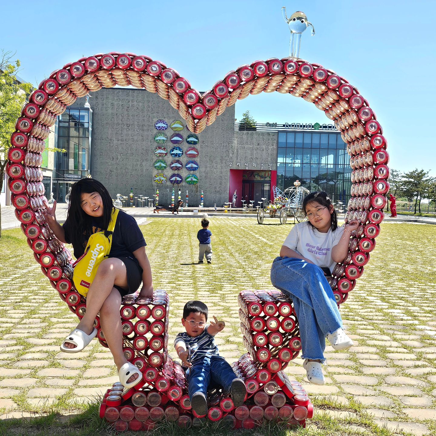 대부도 여행

학교 빠지고 가는 여행이 개꿀이지🎶

#지난피드올리기