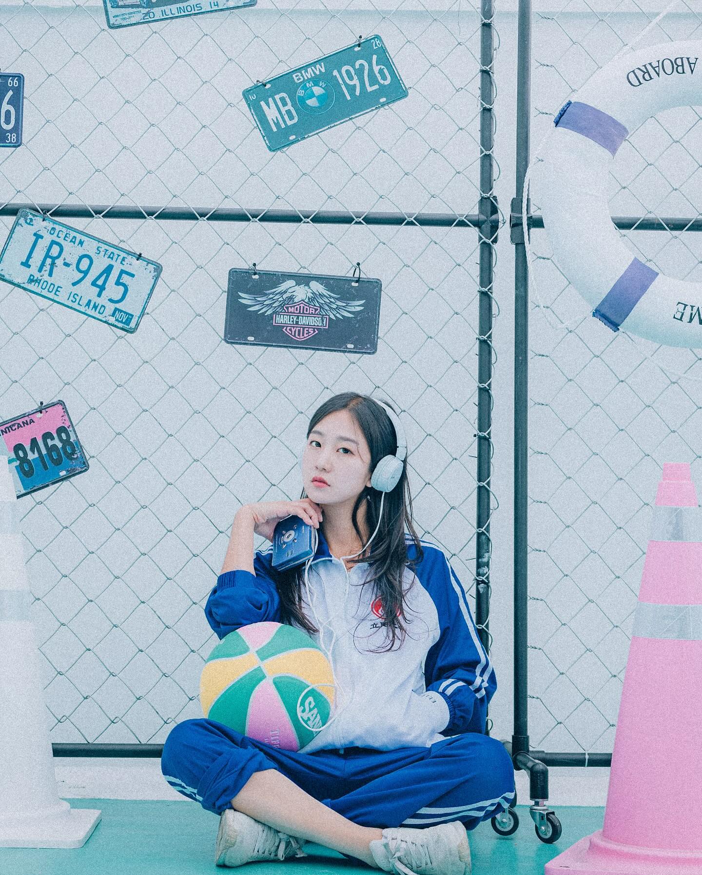 사실상 메인은 마지막😎

다들 명절에 뭐하세유 
난 이불밖을 도무지 나오지 않을테야