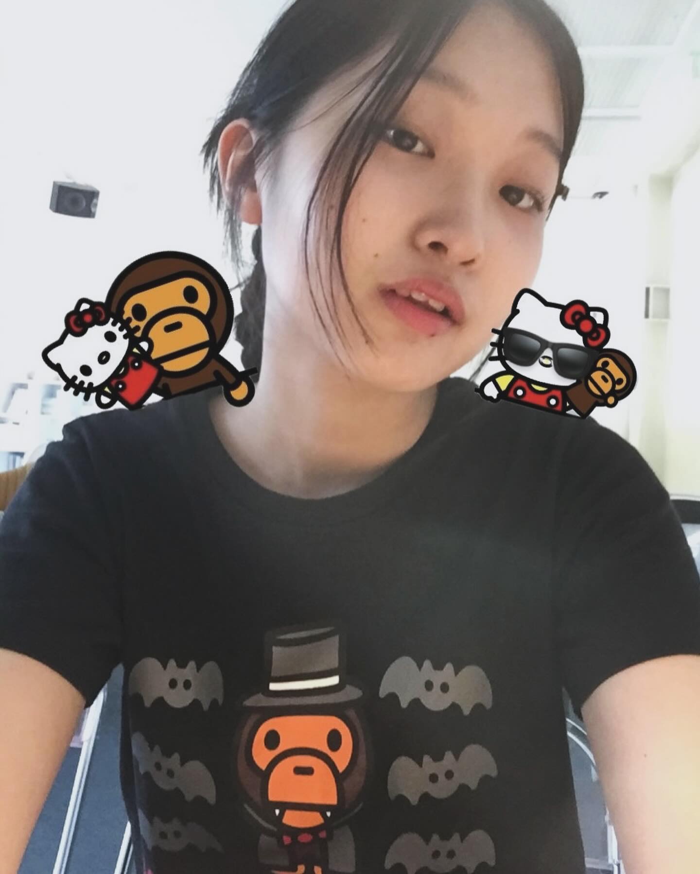 _@