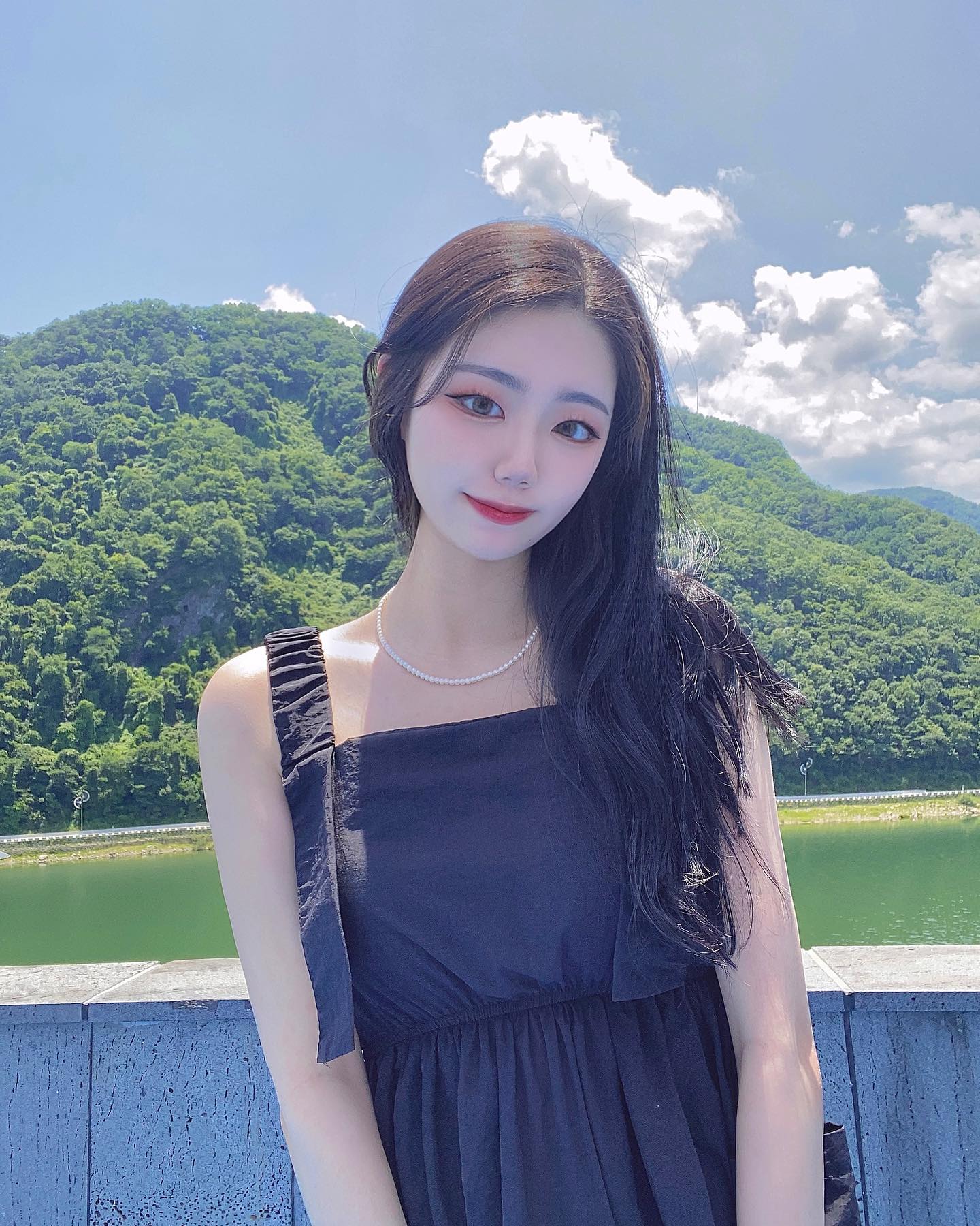 한 달 지난 사진 지금 올리깅➰