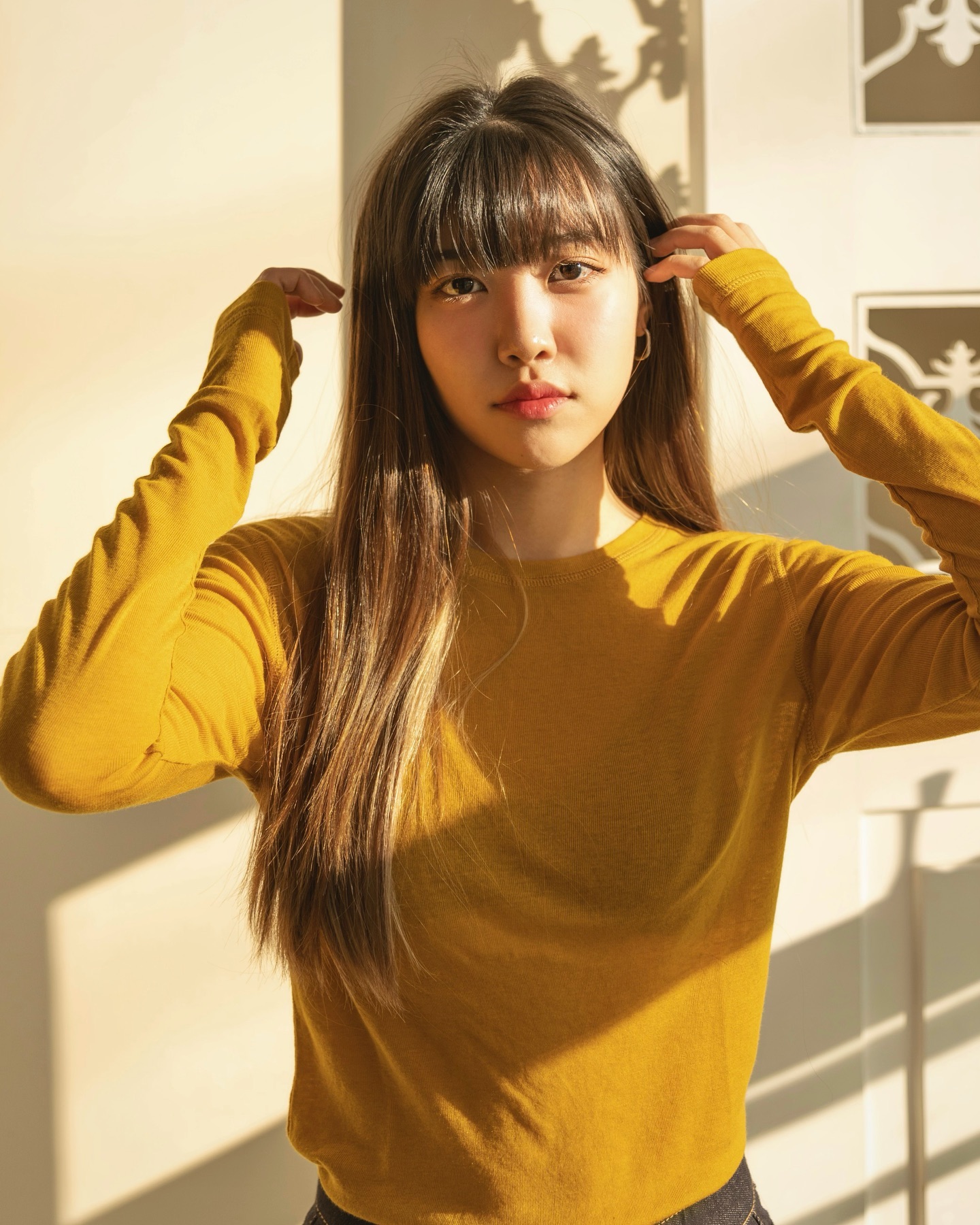 아빠가 찍어준 노랭이 나🫡📸
👍/👎?

#portrait_mood #sunlightphotography #studiophotoshoot