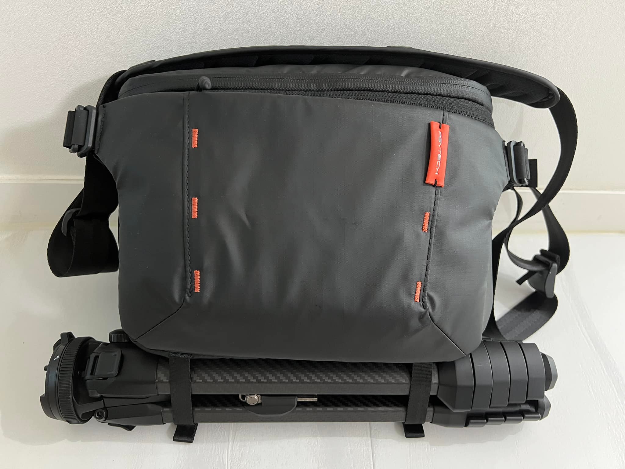 피지테크 원모 슬링백 7L
소니A1+2470GM2, Dji 오즈모액션4, 픽디자인트래블삼각대, 기타등등