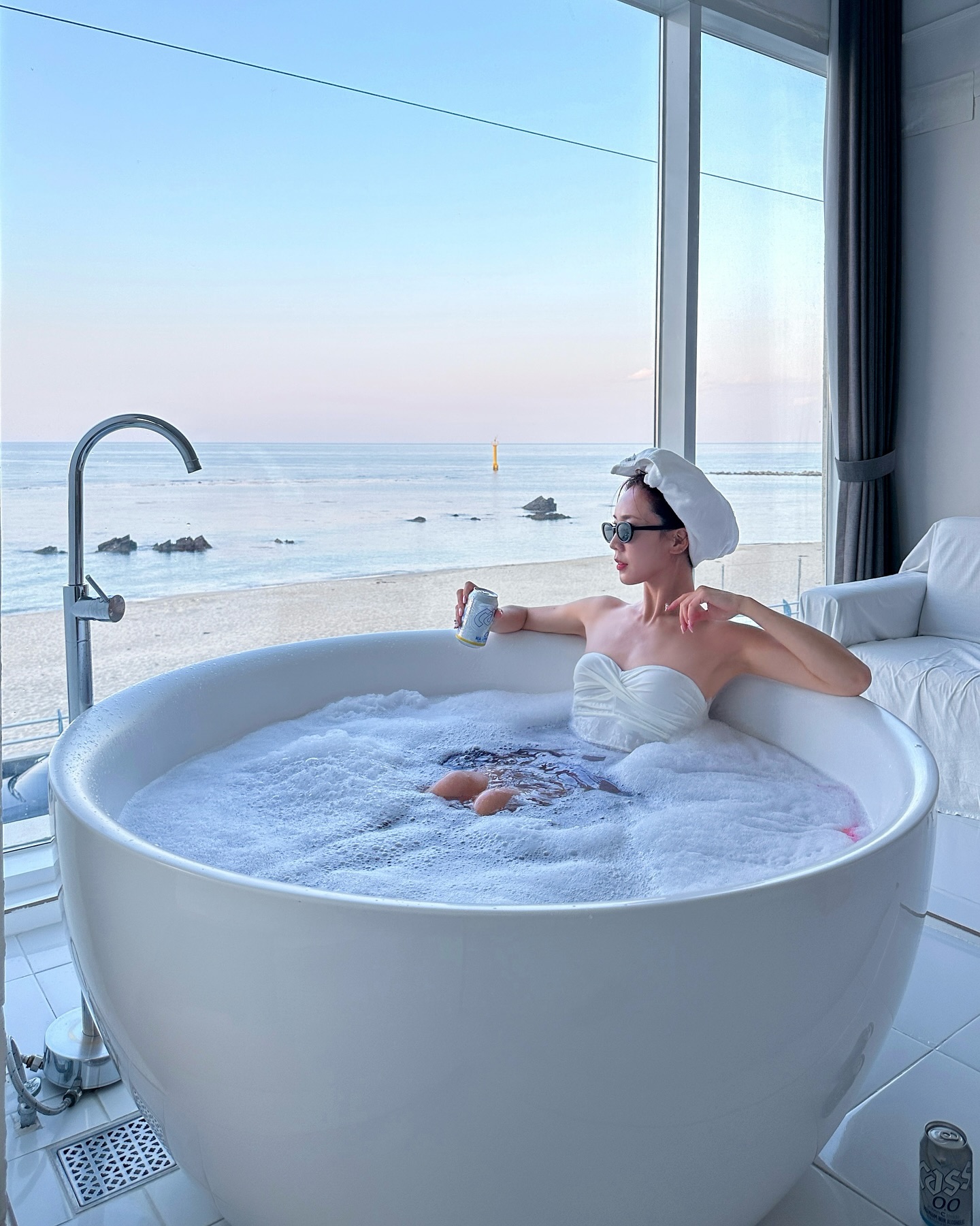 주말 + 바다 코앞 스파 숙소인데 10만원 ! 미쳐버린  가성비👙🫧🛁

#강릉숙소 #동해숙소 #어쩌다어달