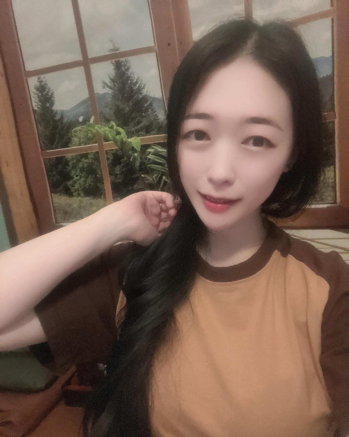 #바른몸수기관리센터 #협찬 

직업상 컴퓨터 앞에 앉아 있는 일이 주이기도 하고
작년,그작년에도 교통사고나고..
마사지 좀 받으면 좋겠다 생각 많이 했었거든요.
근데 원장님이 신의 손이신지 받고 나니 시원하고 좋았어요!!
치료목적 마사지라서 몸이 나아지는 기분...?
요즘 뭘해도 머리가 멍한듯하고 두통올때도 꽤있었는데
이게 혈이 막혀서..? 그렇다고 하시더라구요!
받고 나니 이부분도 신기하게 풀리는듯하고..!!
안마의자 사고 싶었는데 여기서 자주 마사지 받으러
오고 싶을정도였어요!! 원장님이 오랜경력으로
한부분한부분 다 설명도 해주시고 세심하게
해주셔서 넘좋았어용!! 역시 명인이신듯합니다..🤩

#마사지명인 #운양동마사지 #김포마사지 #김포장기동마사지 #운양역마사지 #김포체형교정 #자기관리 #힐링타임 #셀스카그램 #셀피 #크리에이터 #패션디자이너 #모델 #블로거 #오오티디 #좋반 #선팔 #일상 #좋반 #팔로우 #팔로워 #팔로잉 #반사 #맞팔 #좋아요 #소통 #flowers