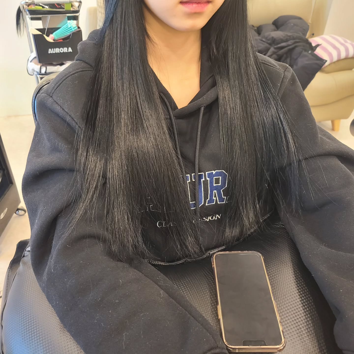 단발붙임머리는 #스타일위그 

단발 경계선이 보이시나요? 🤭🤭🤭

어렵게 기르지 마시고 붙임머리로 깜쪽같이 여신되세요 ♥️

이쁘게 관리하시고 리터치때 뵐께용 👌 

#단발붙임머리전문_스타일위그 
#강서구붙임머리추천 
#마곡역붙임머리 
#발산역붙임머리 
#일산붙임머리잘하는곳 
#김포붙임머리 
#긴머리의그녀