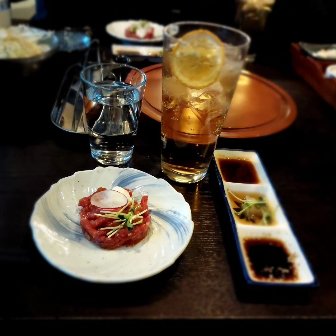 #협찬
#오늘의_후기  #류마_동탄코벤트가든점

좋은 기회로 류마 동탄코벤트가든점에 방문해봤어요
내부 인테리어가 분위기 좋게 잘되어있었고 계속 jpop이 흘러나와 일본느낌이 물씬 나는 공간이였습니다
식사에는 2시간정도 소모되었고 직원분들이 계속 테이블을 살피시면서 다먹을때쯤되면 다음 요리를 준비해주셨어요
새로운 메뉴가 나올때마다 직원이 자세히 설명해주는 부분 역시 인상깊은 곳이였습니다
사장님이 하이볼에 진심이신건지 하이볼도 세상 맛있었습니다
다음에도 종종 방문할것같아요

#동탄맛집 #동탄데이트 #동탄핫플 #동탄신도시맛집 #동탄역맛집 #동탄호수공원맛집 #동탄맛집투어 #동탄2신도시맛집 #동탄가볼만한곳 #화성맛집 #화성가볼만한곳 #화성맛집추천 #리베라cc맛집 #기흥맛집 #데이트그램