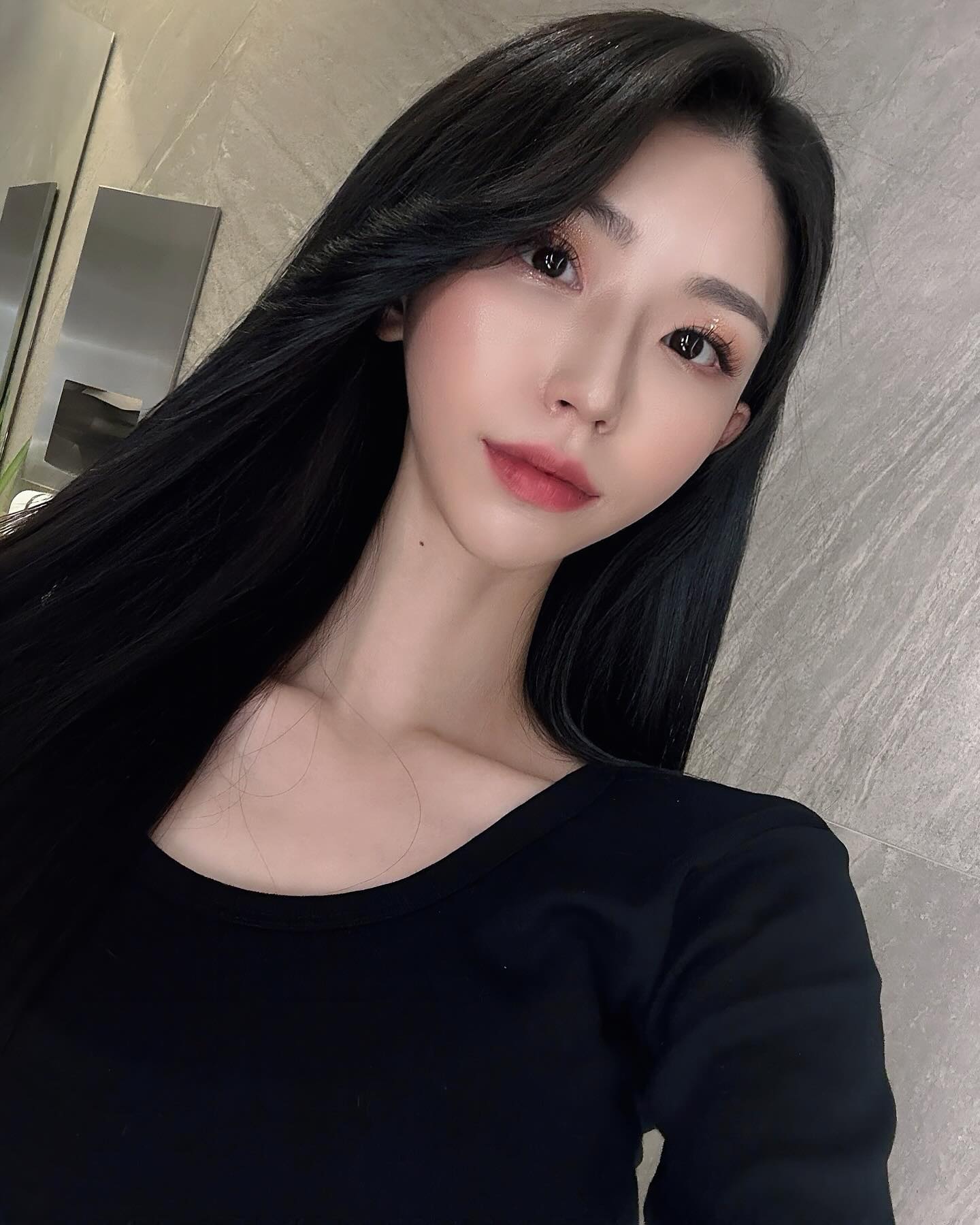 안녕? 나 김닿
사진으로라도 예뻐지고 싶었다