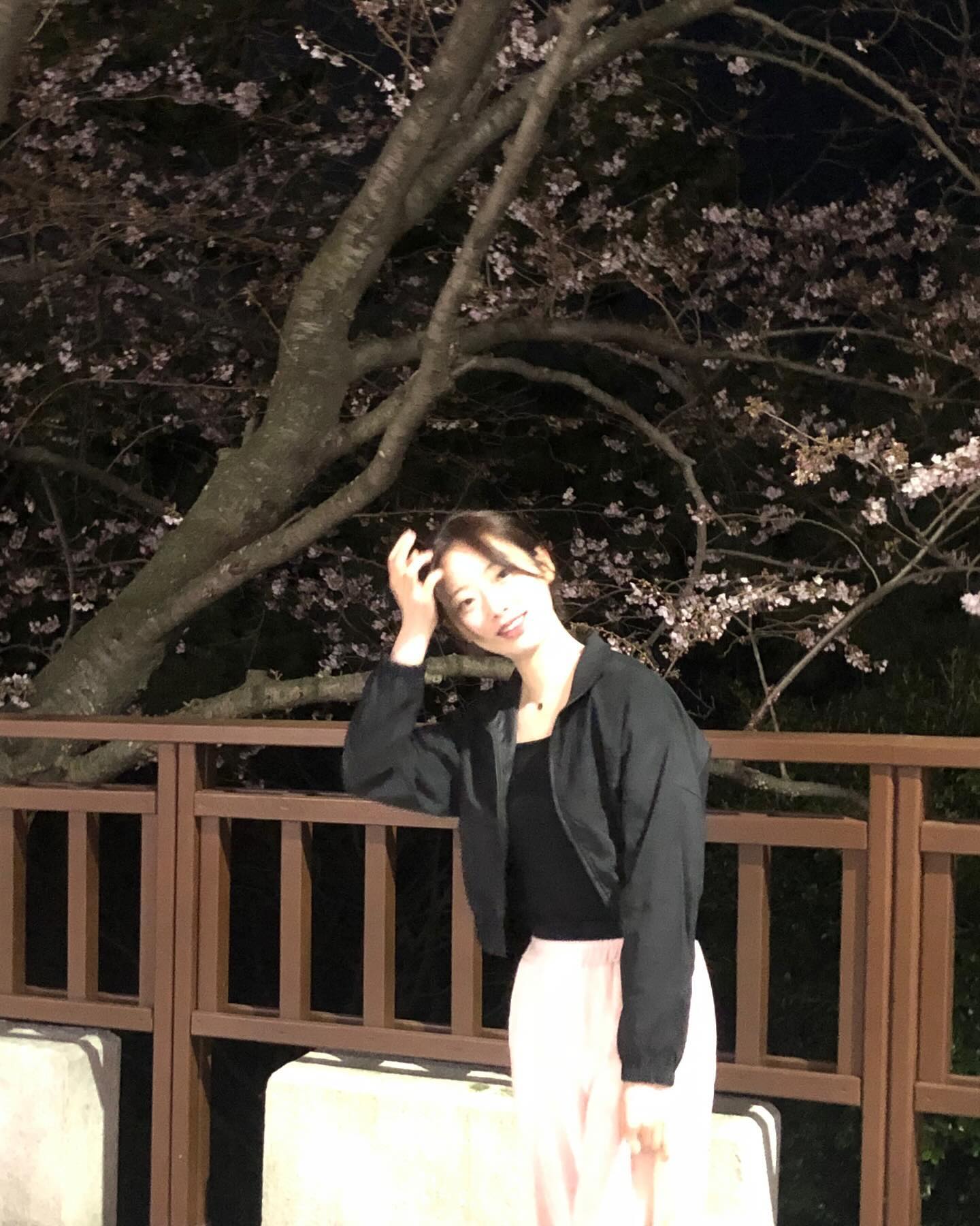 밤벚꽃은 처음이라 =͟͟͞͞♡