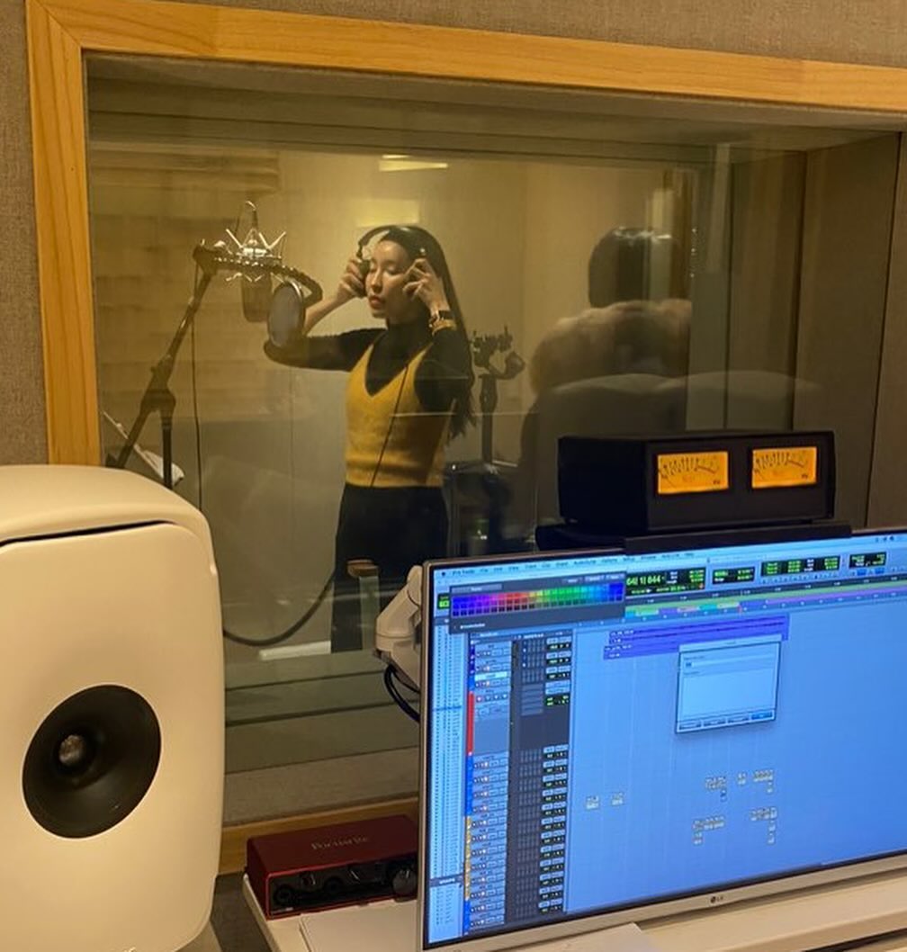#녹음실 🎶🎙️#첫경험 
모든 게 신기했던 곳 👀 #휘둥그레
2023 도전 중에 하나였던 #작사 #작곡 #음원내기 
2024 연초까지 해서 마무으리! 
좋은 사람들 만나서 아주 좋은 경험 중 😝👍🏻👍🏻👍🏻
(Special thx to 프듀 사라님)

#파트가적어서다행
#음원공개임박
#자작곡이라니꿈같네 (물론 공동! ㅋㅋ)