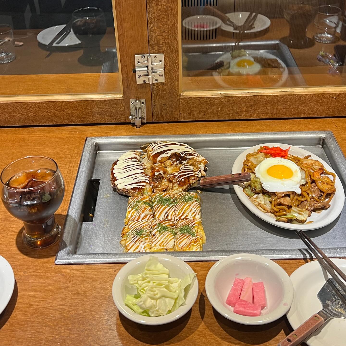 캐치테이블 2시간 대기해도 먹어야 할
일본보다 더 맛있는 오코노미야끼집❤️

#성수동핫플레이스 #성수맛집 #성수역맛집 #성수동데이트 #성수데이트 #오코노미야끼맛집