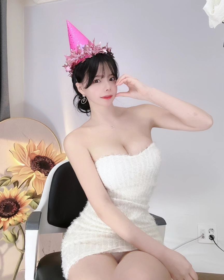 Happy birthday🎂 
한살먹었다..ㅠ