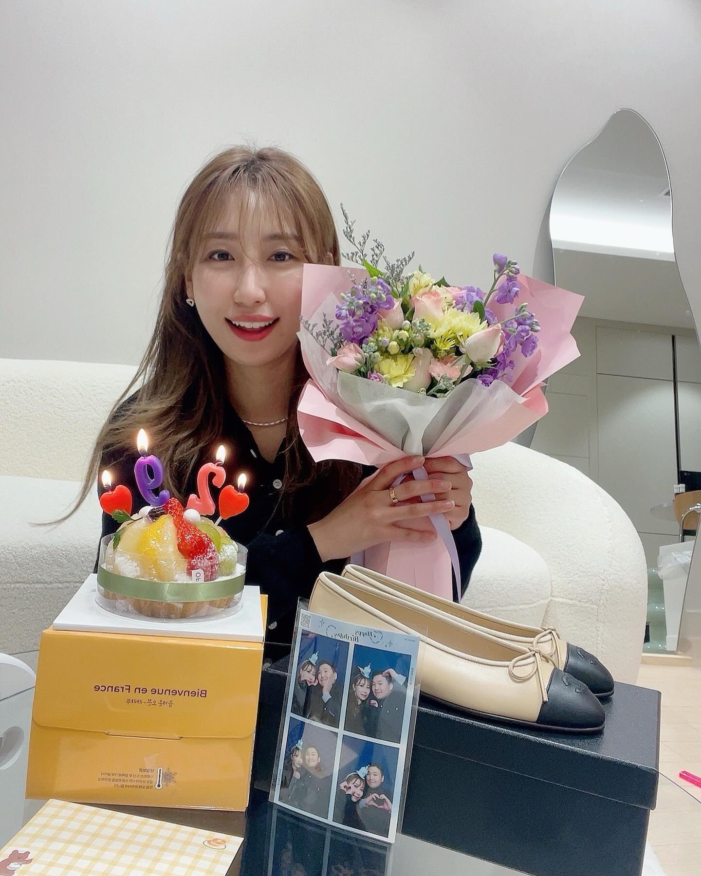 20대의마지막 내가 제일 사랑하는 밍주니랑 ㅋ
(김민준이 써라함)