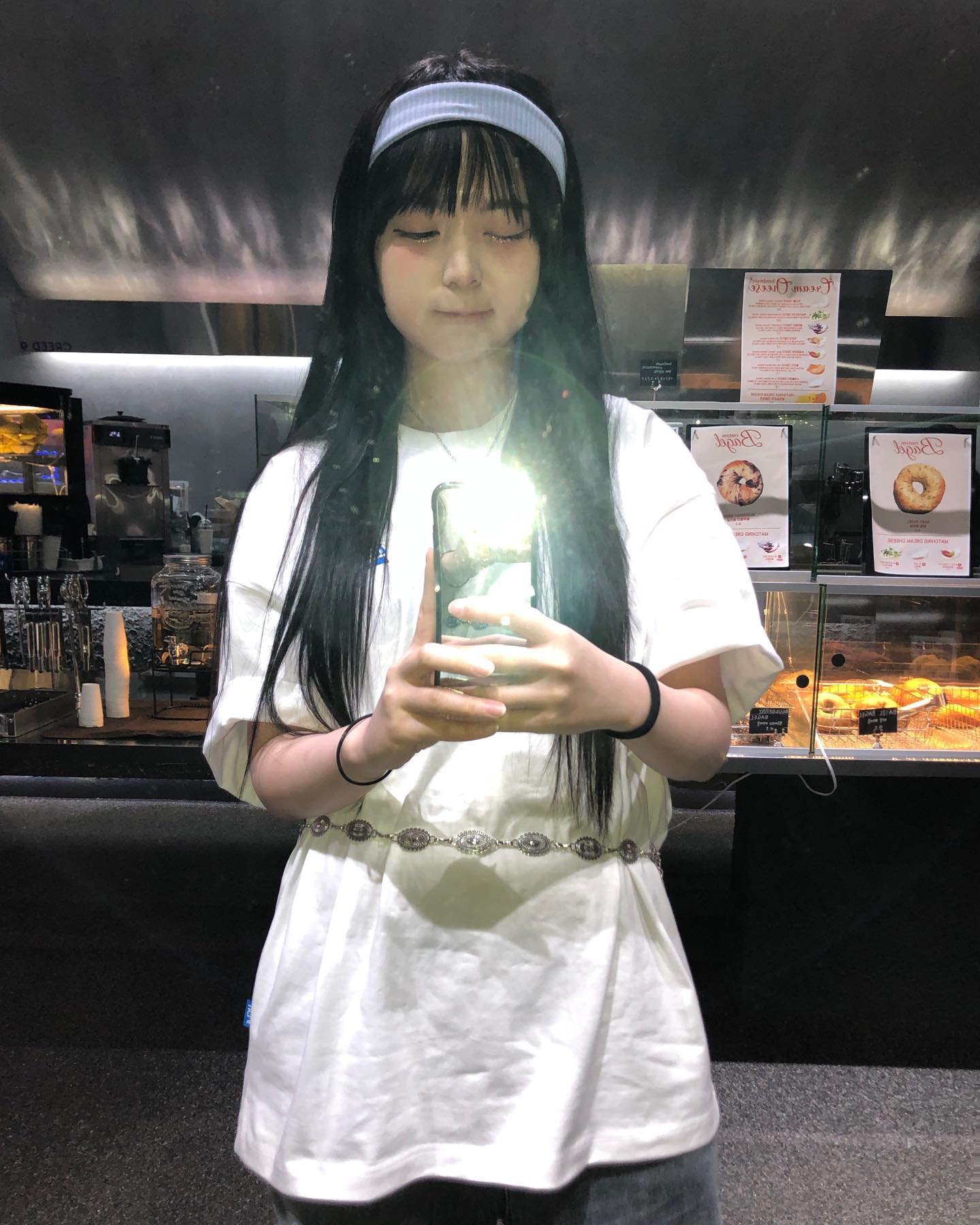 #협찬 무료로 빵. 드실분
(내볼)빵 호호 아님 죽빵(?) 깜빵(?) 😏

티셔츠 맛집의 벌룬프렌즈 콜라보라니 ,,🫧
그저 갓귀 졸귀 색감 대잔취 -💥

#UCLA #유씨엘에이 #유씨엘에이반팔 #유씨엘에이티셔츠 #유씨엘에이x벌룬프렌즈 #벌룬프렌즈 #ucla콜라보 #벌룬프렌즈콜라보 #아트윅티셔츠 #그래픽티셔츠 #커플티셔츠 #커플반팔티 #남자반팔 #여자반팔 #반팔티추천 #티셔츠추천 #여름신상 #여름코디 #캐주얼룩 #오오티디 #ootd
