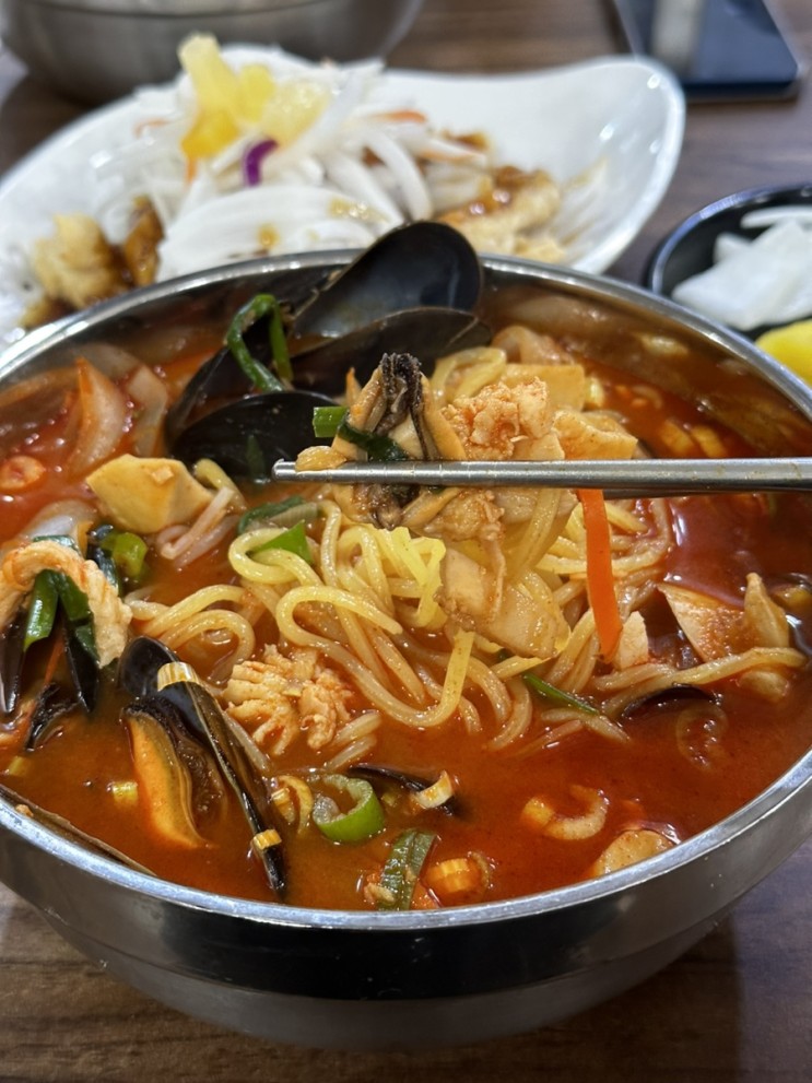 울산짬뽕맛집ㅣ국물이 깊고 얼큰한 더짬뽕