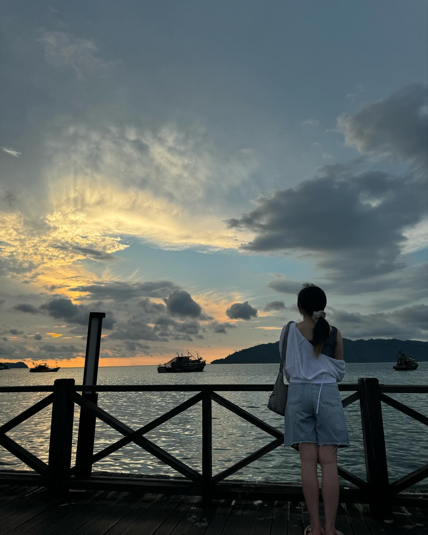 🌅