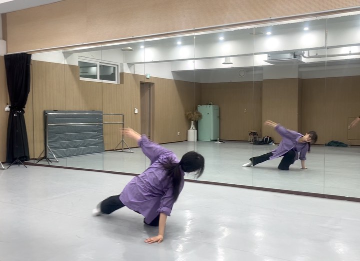 나의 것✨ 잔잔하게 오래오래 높이🕊️
-
#한국무용 #춤 #무용