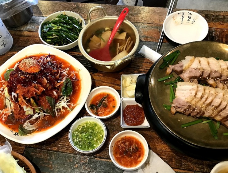 [ 호야네 족발 왕십리본점 ] - 왕십리맛집 / 서울5대족발