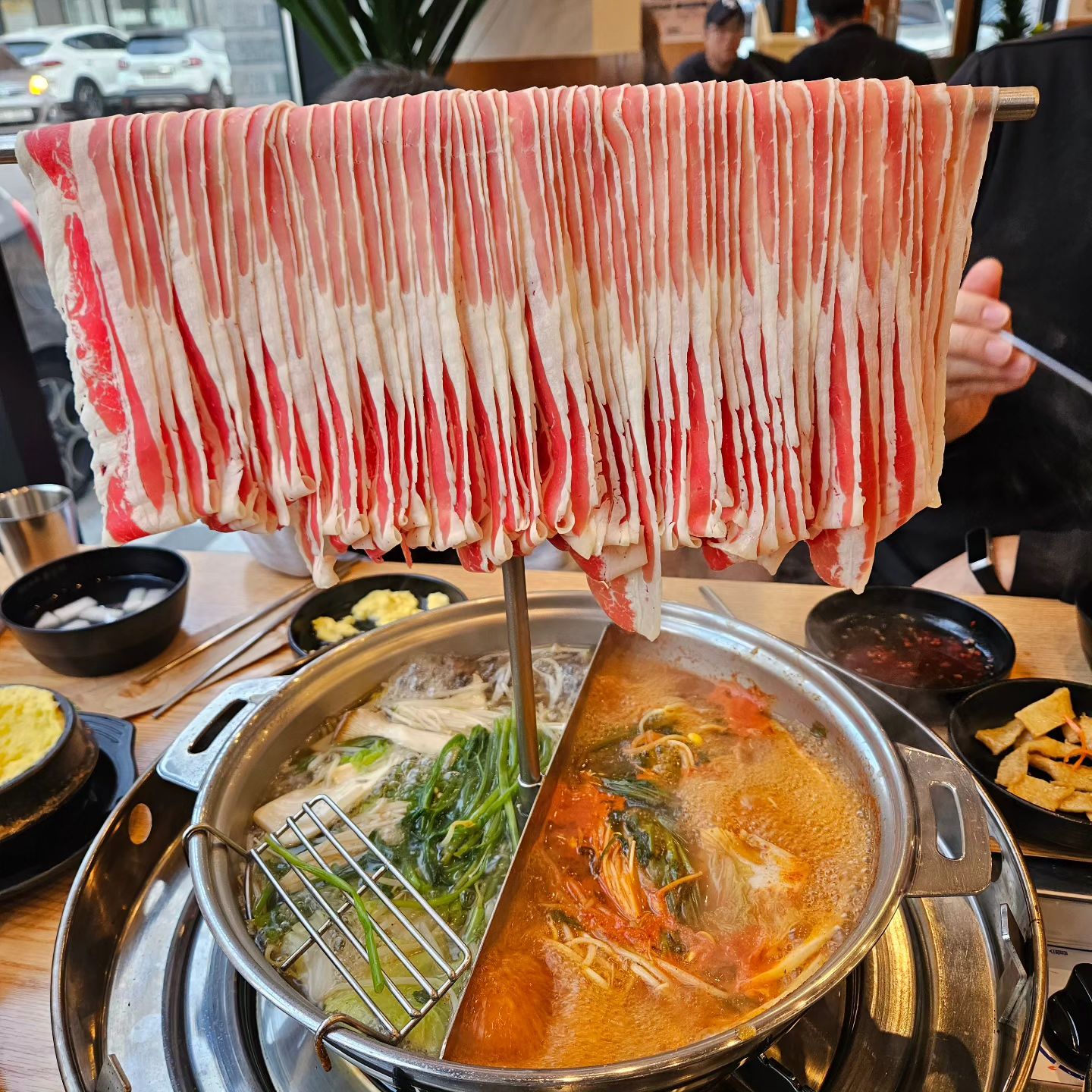 #맛과비주얼 끝짱나는
#신사우물갈비은계점 
고기야채 #가성비갑 #배부름주의
#신사우물갈비 #협찬