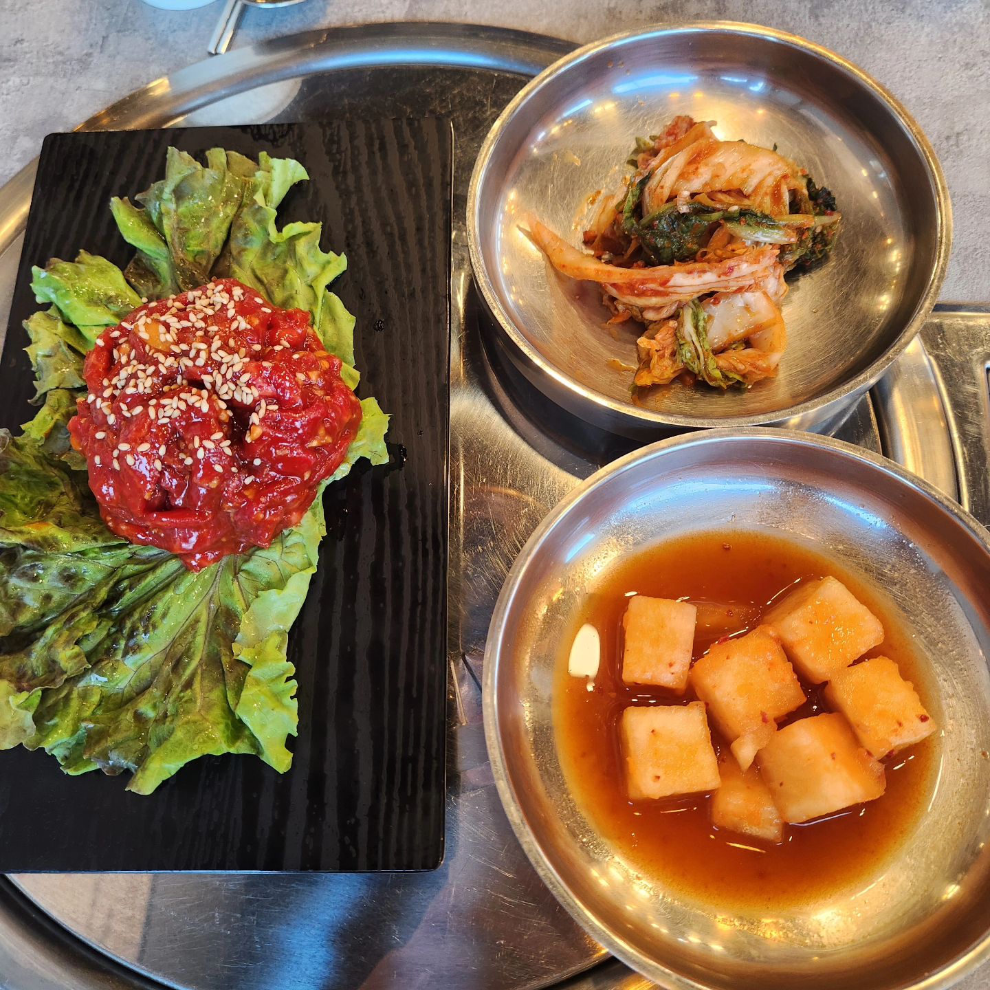 #도경한우
#정육식당 
#세트1
#곰탕2육회100g