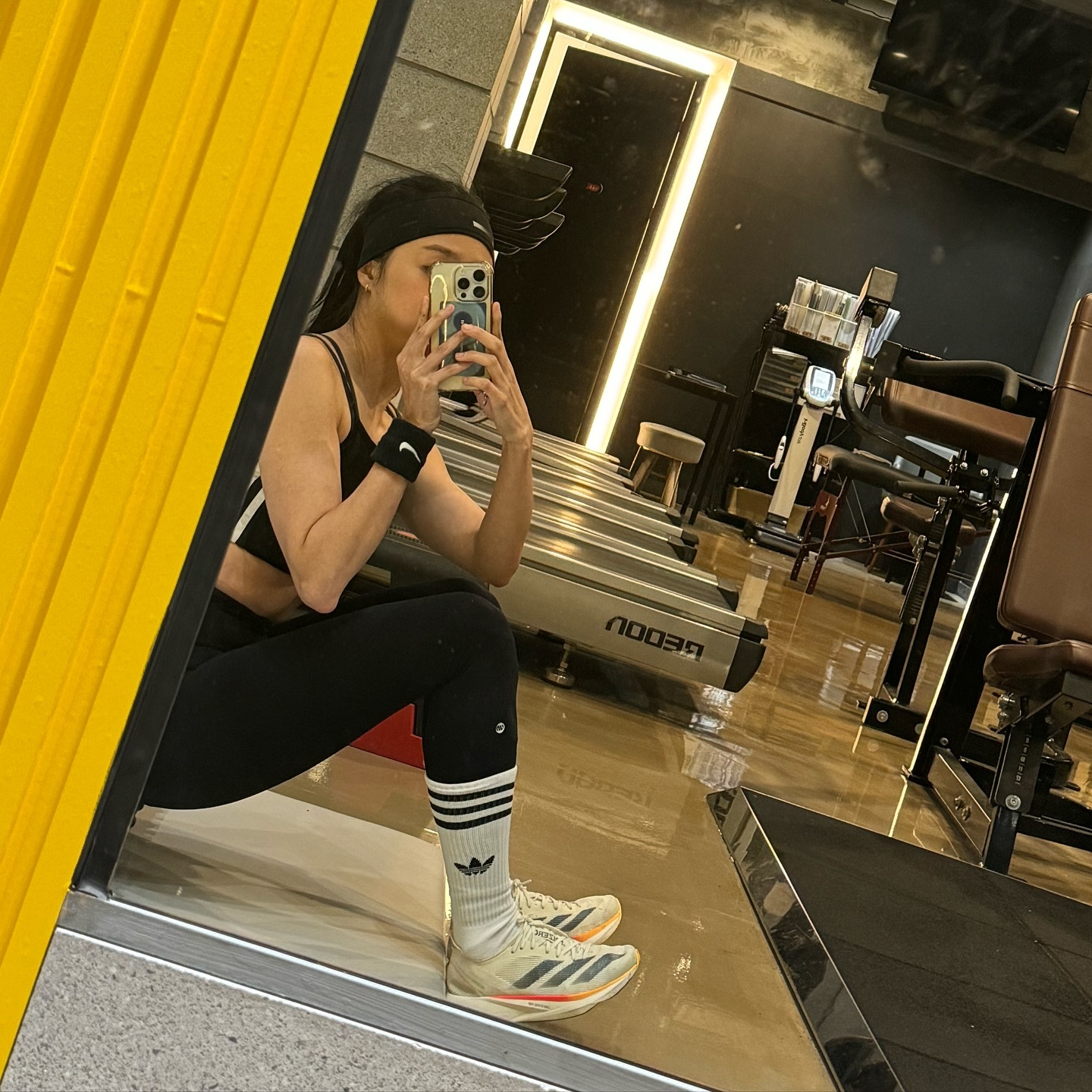 2024.10.15
오운완

등 운동 후
10km 한강런까지
완벽한 하루✌🏻