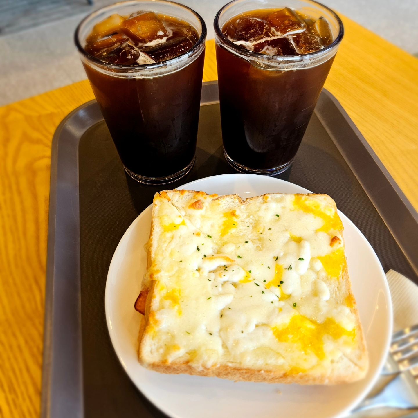 굿머닝
간단한 일요일 아침

#일요일아침 #일요일 #토스트 #토스트맛집 #간단한아침 #간단한아침메뉴 #커피와토스트 #커피마시는중 #커피 #아침메뉴추천 #아침메뉴 #아침스타그램