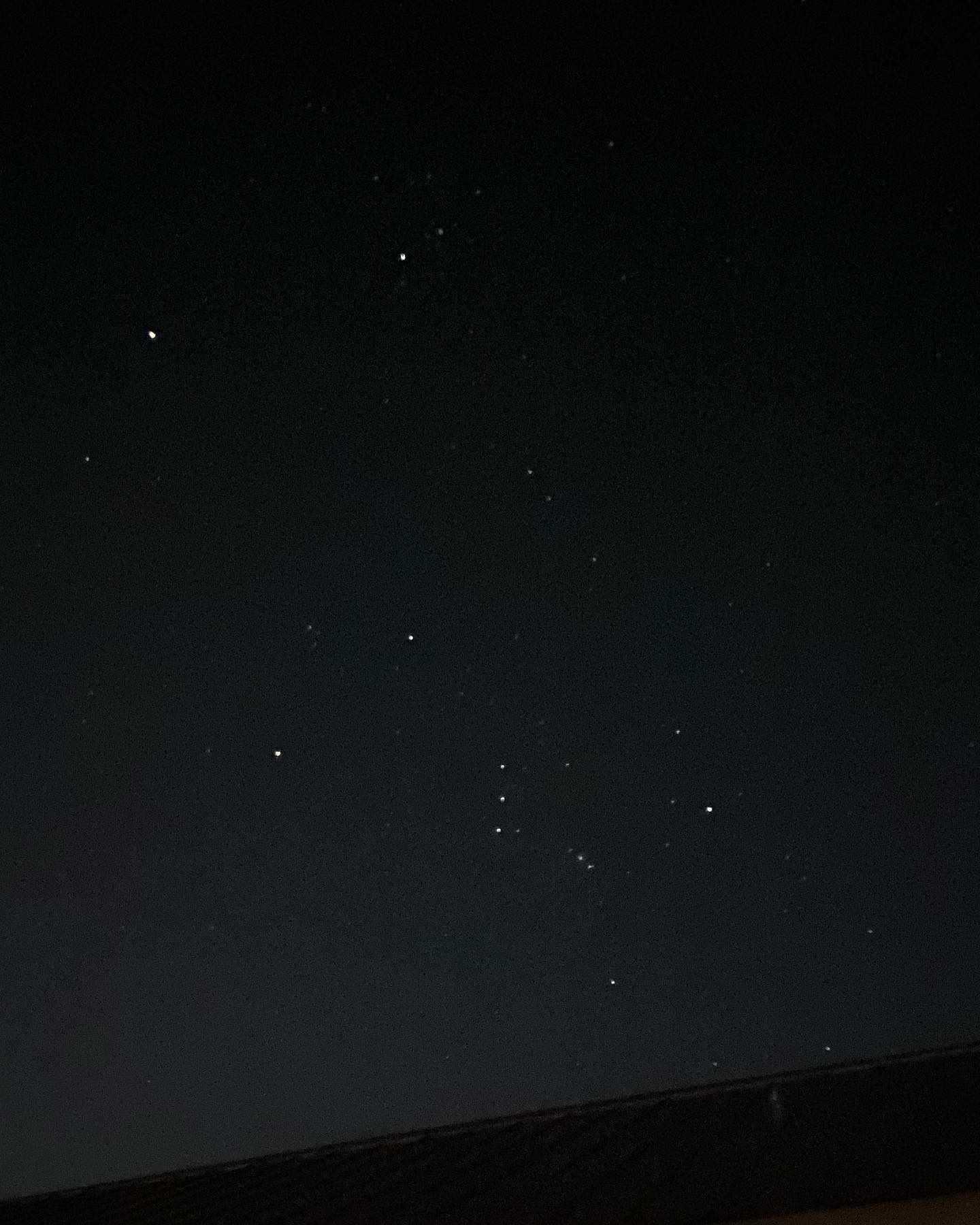 어제 난생 첨 별똥별 봤다 ★ミ˚₊·—̳͟͞͞♡