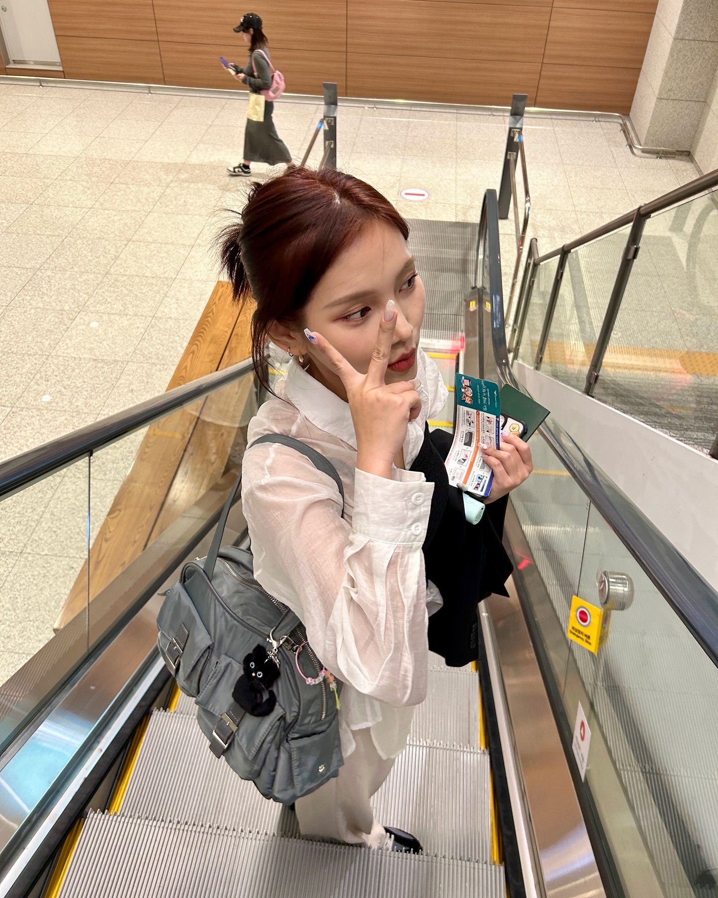 어제 하루종일 여행 이야기 했더니
너무 가고싶어졌어

#현실은 #내방