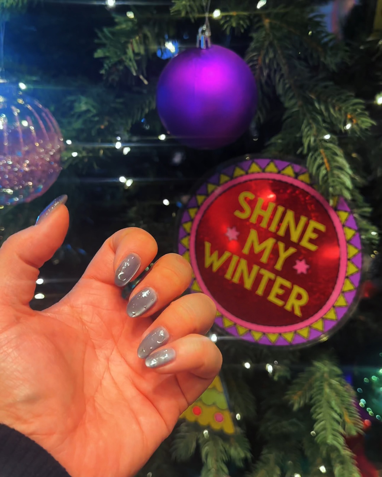 #원더우먼고아라가간다 

크리스마스는 기다리는 맛이지🎄
조금 뒤늦게 공개하는 신상네일 827nail