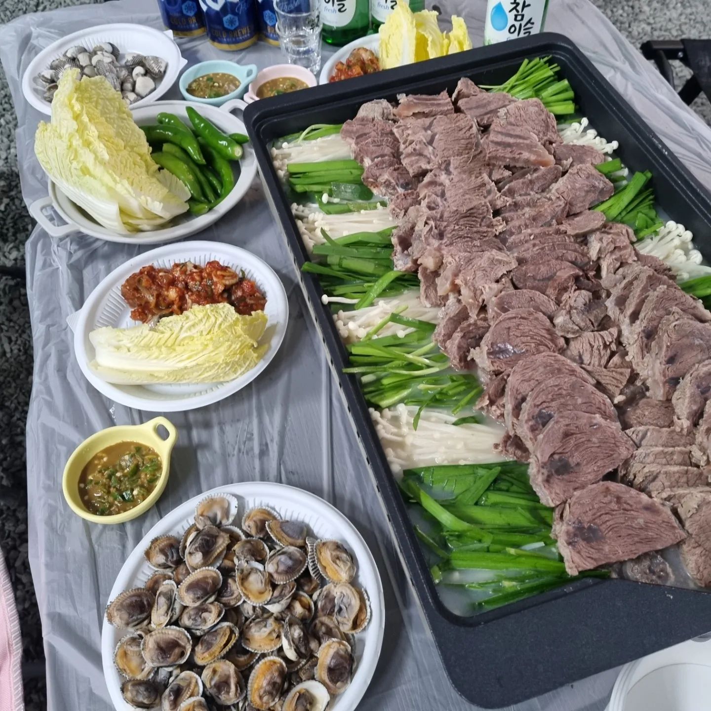 이번주 캠핑음식들
한~상차려 맛있게먹어요😆

#먹방#먹스타그램#맛집#맛집탐방#맛집스타그램#맛있다그램#먹스타그램#먹스타맞팔#존맛#존맛탱#먹방#술스타그램#야식#오늘뭐먹지#꿀맛#핵존맛#먹팔#먹팔맞팔#먹팔하면맞팔#음식스타그램#저녁#점심#점메추#저녁메뉴#캠핑요리