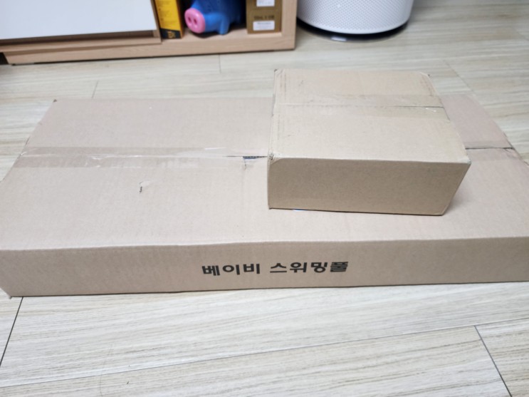 아기수영장으로 놀아주기!! 나이비 스위밍풀로 신생아 유아풀장 목튜브 사용기 :)
